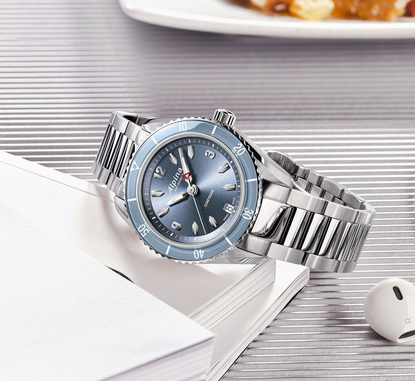 Alpina Alpiner Comtesse Sport Quartz - View 2
