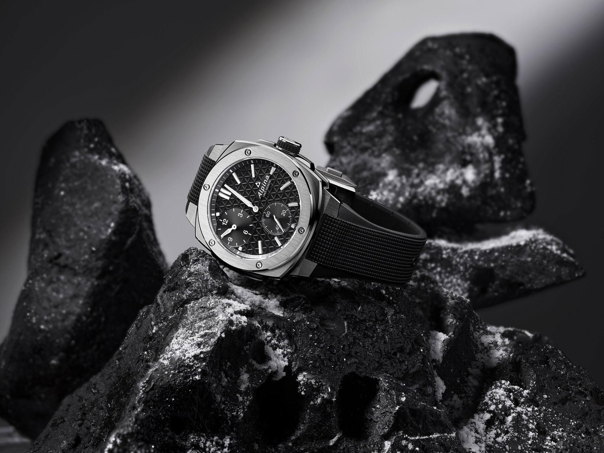 Alpina Alpiner Extreme Regulator Automatic - View 3