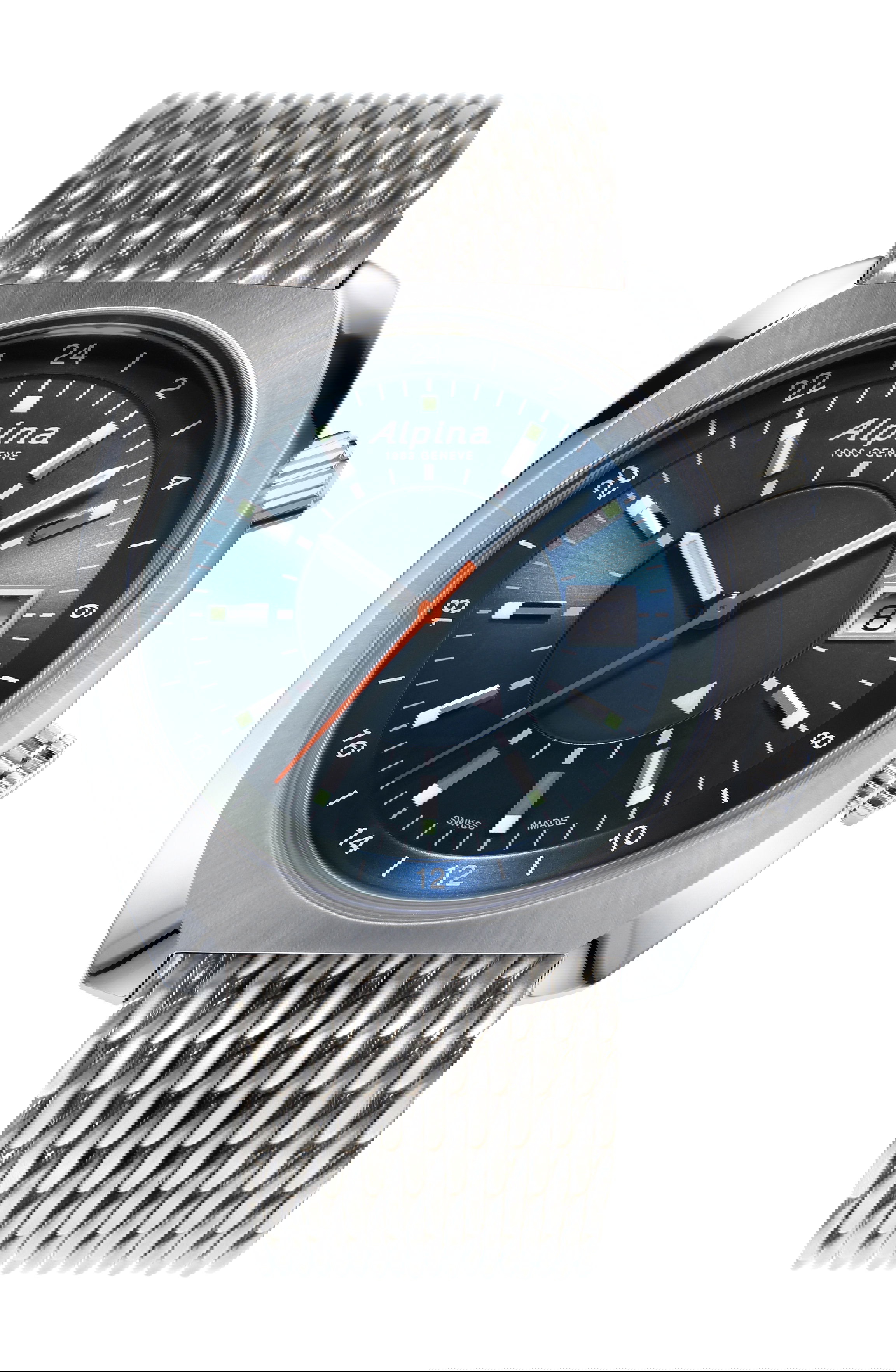 Alpina Startimer Pilot Heritage luxury timepiece - detailed view
