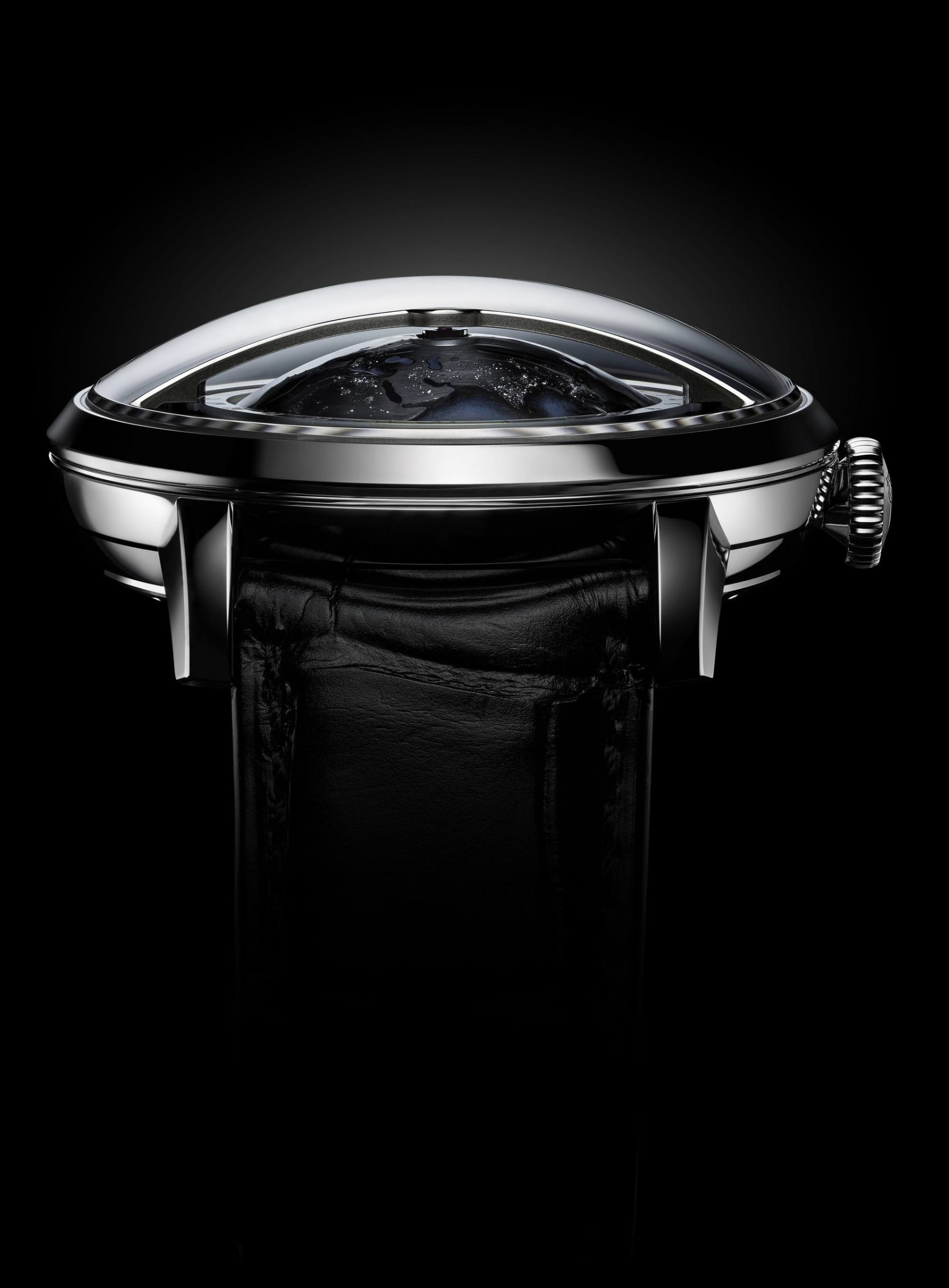 Arnold & Son Globetrotter Night - View 3