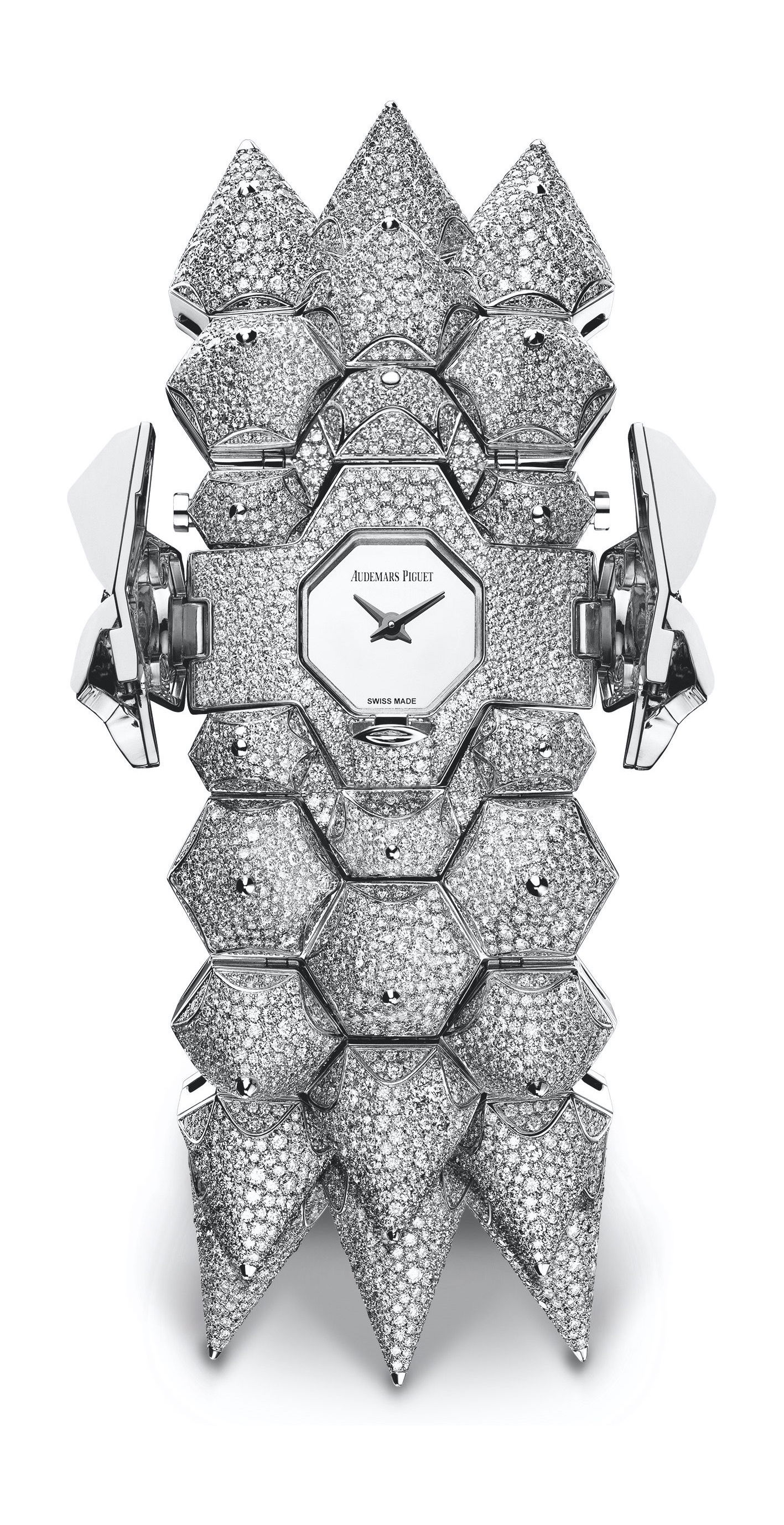 Audemars Piguet Haute Joaillerie Diamond Outrage luxury timepiece - detailed view