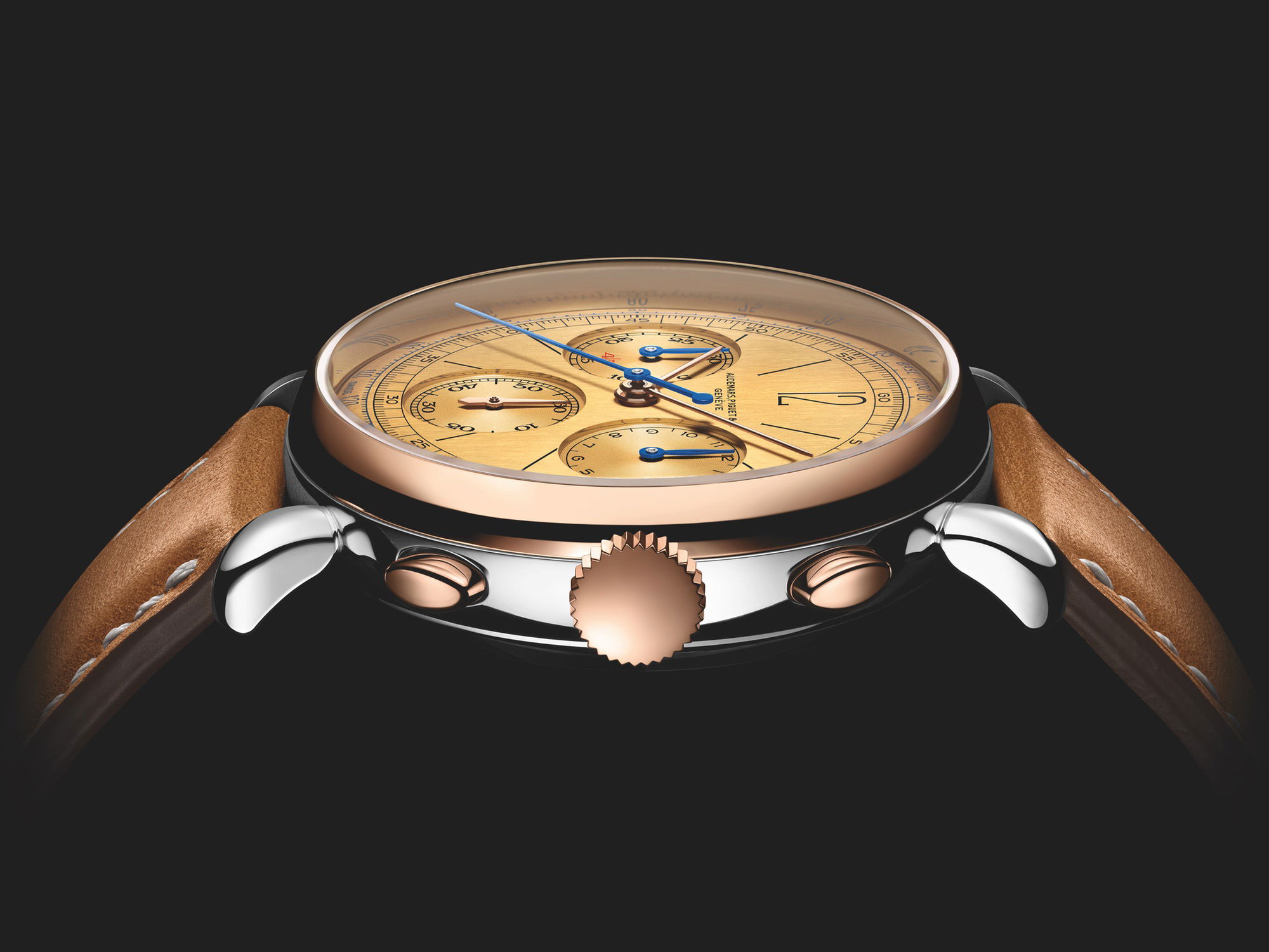 Audemars Piguet [Re]master01 Selfwinding Chronograph - View 3