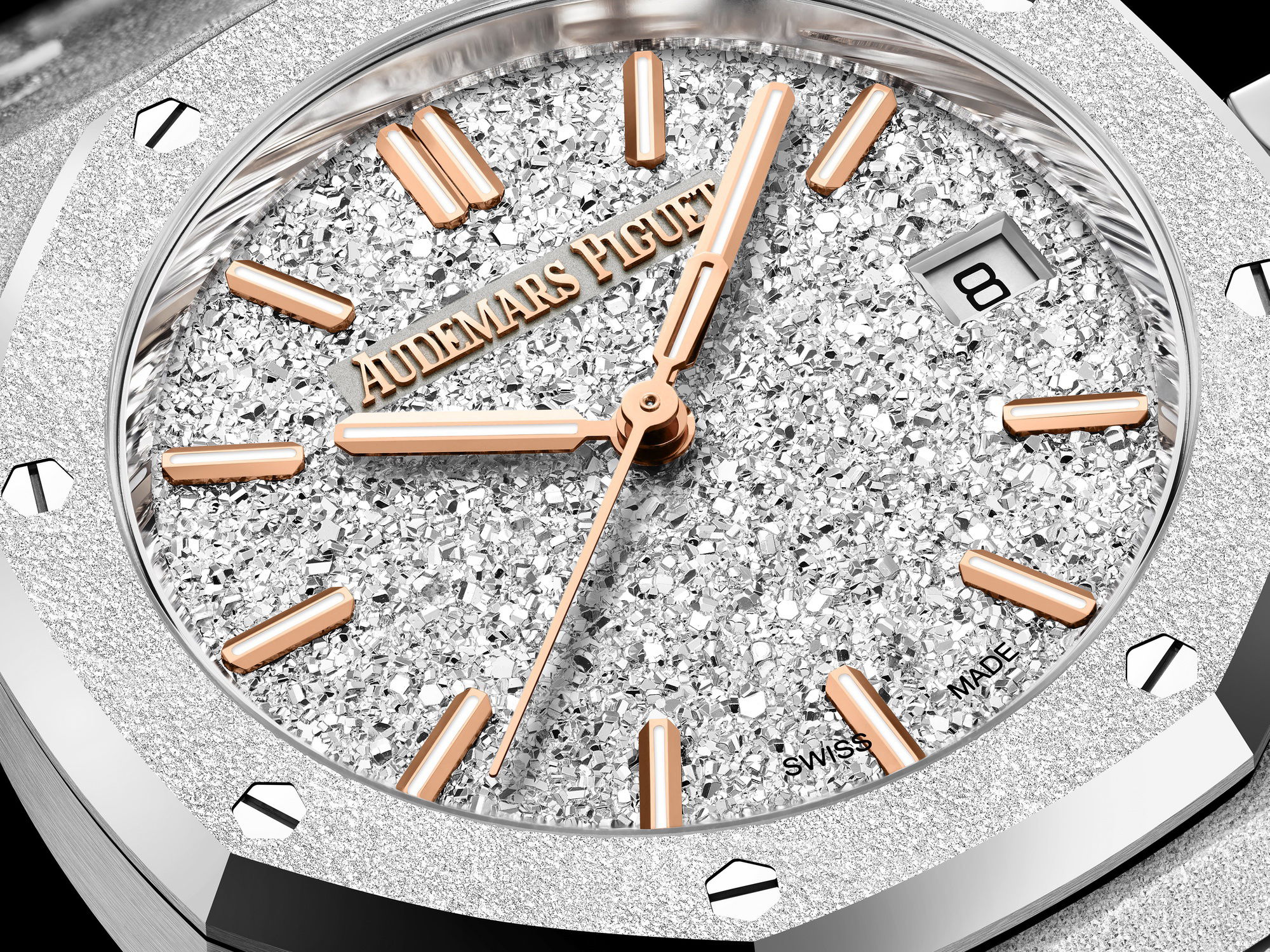 Audemars Piguet Royal Oak Frosted Gold Selfwinding 34 - View 3