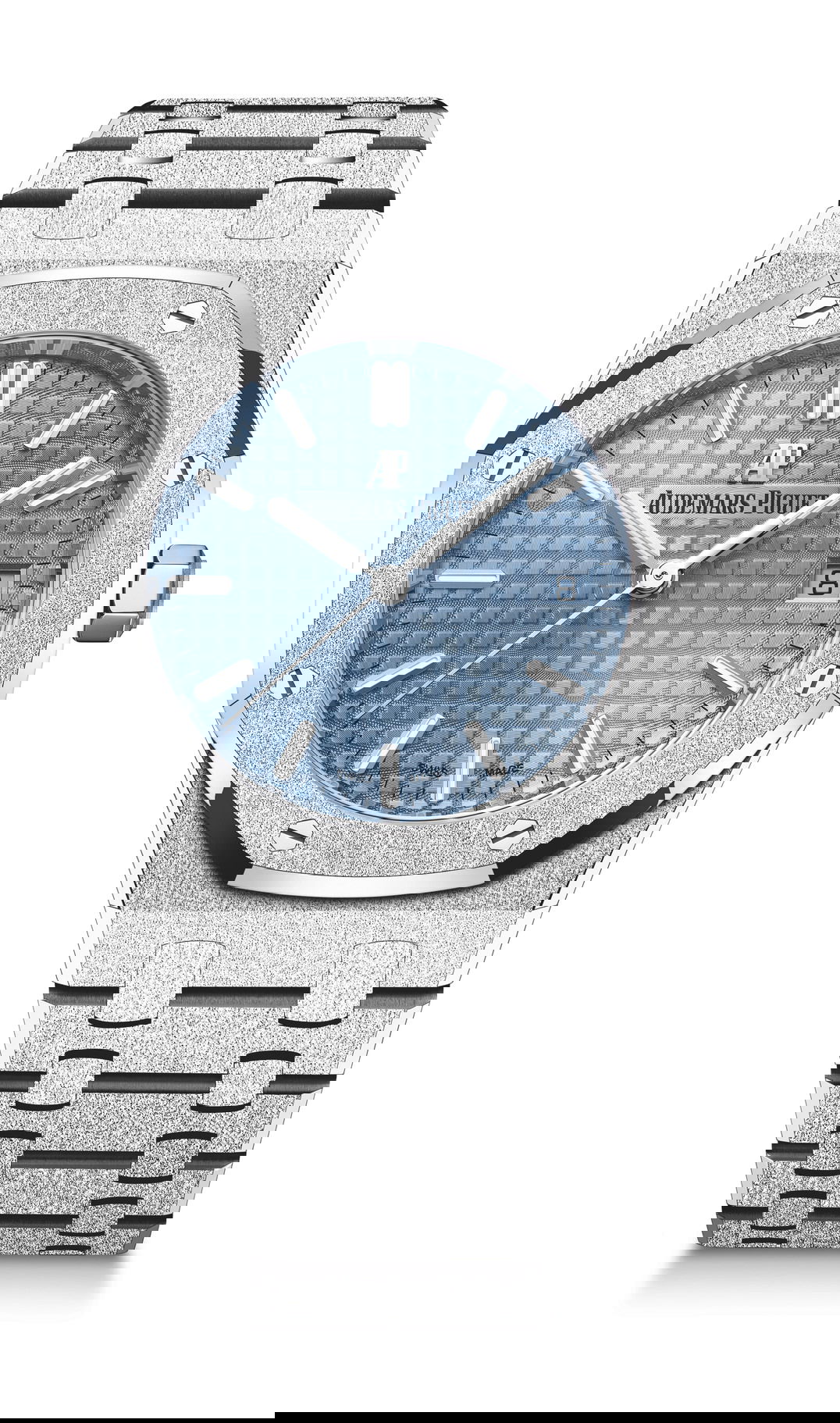 Audemars Piguet Royal Oak Frosted Gold Selfwinding luxury timepiece - detailed view