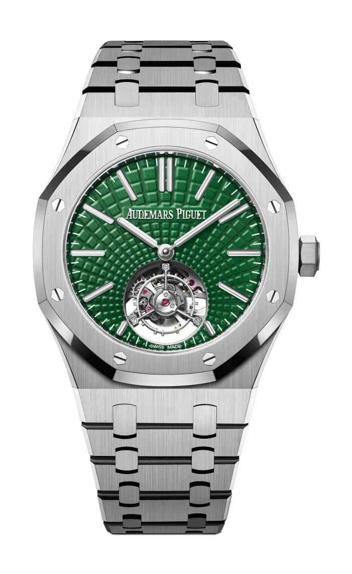 Audemars Piguet Royal Oak Offshore Selfwinding Flying Tourbillon luxury timepiece - detailed view