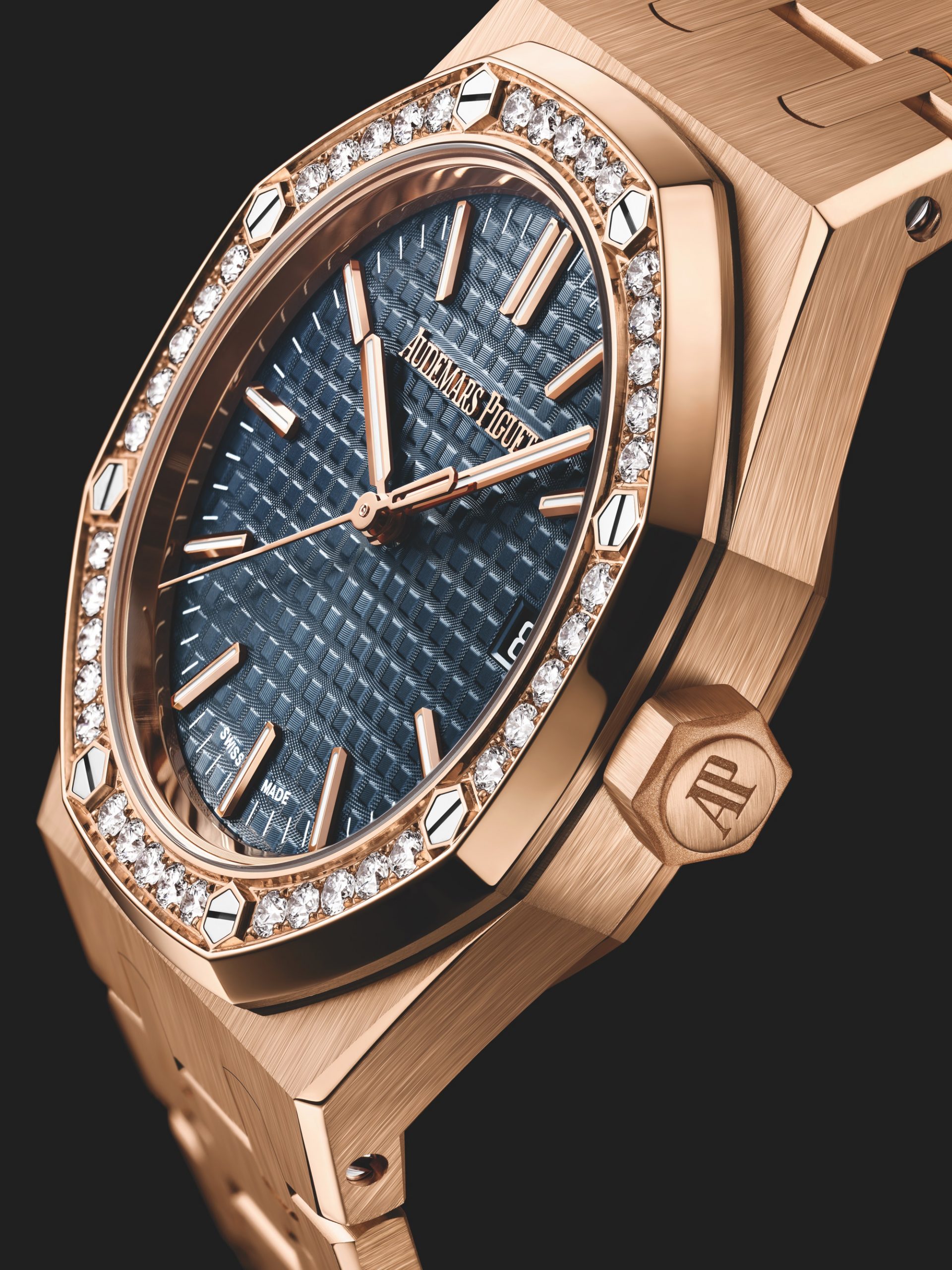 Audemars Piguet Royal Oak Selfwinding - View 2