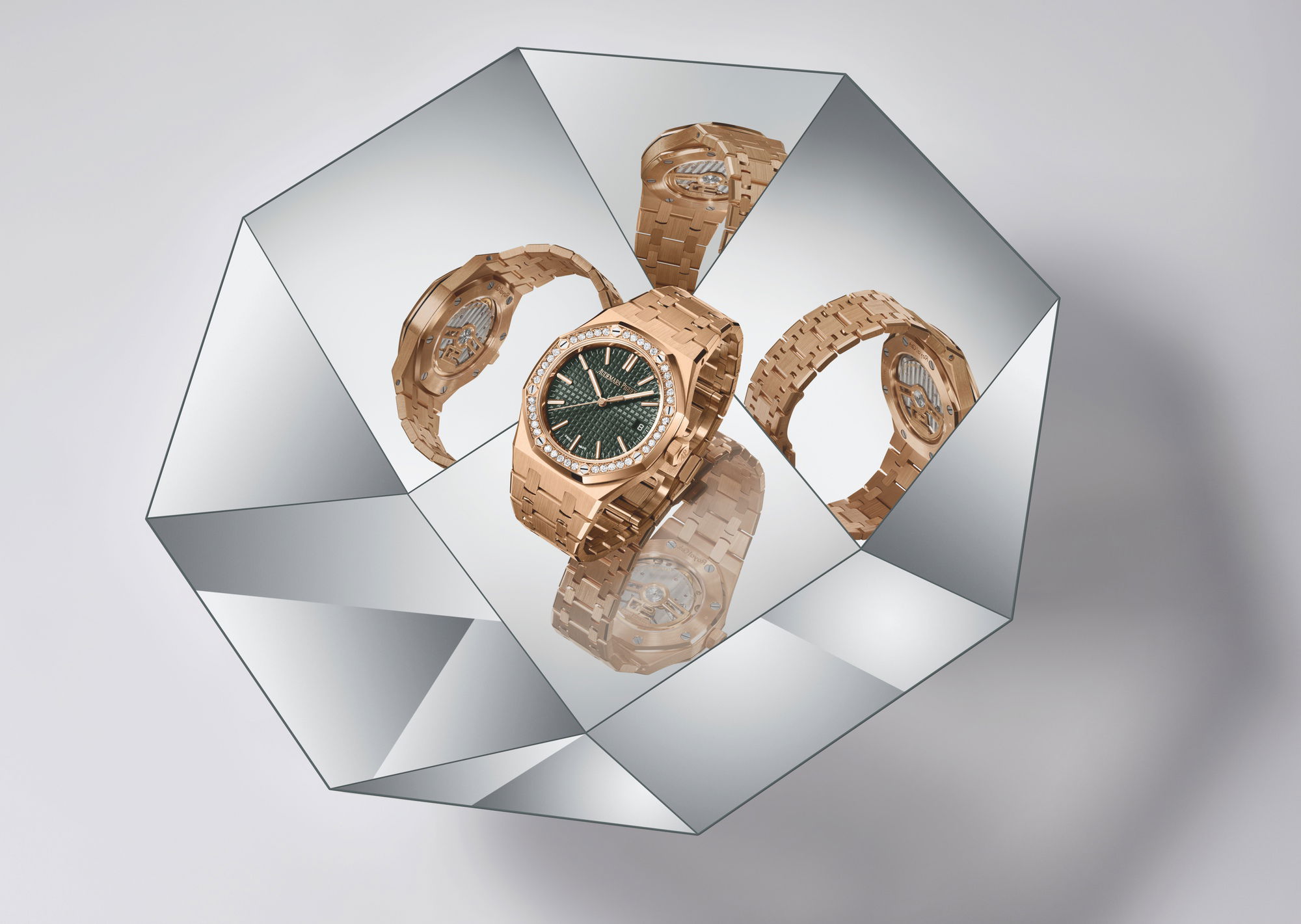 Audemars Piguet Royal Oak Selfwinding - View 2