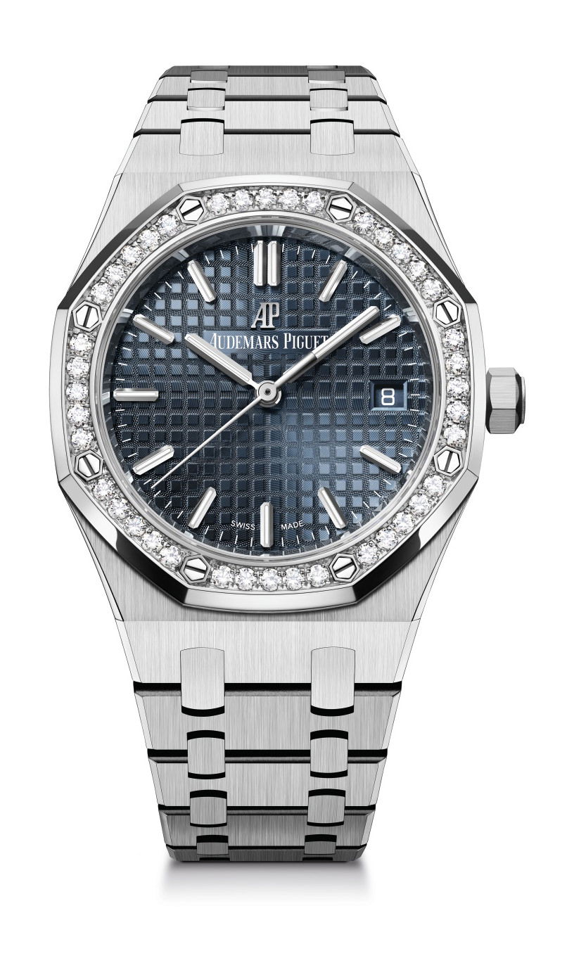 Audemars Piguet Royal Oak Selfwinding luxury timepiece - detailed view