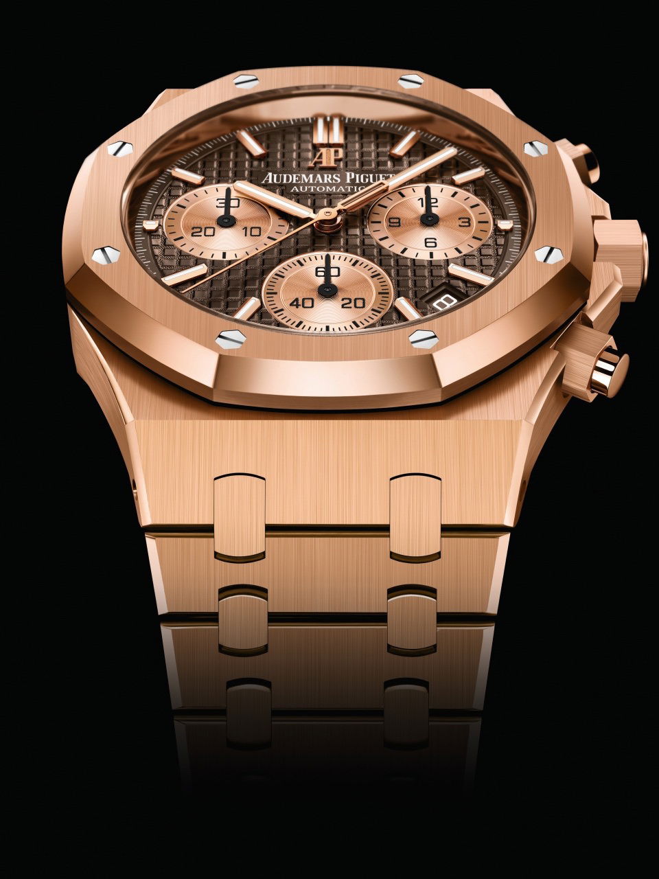 Audemars Piguet Royal Oak Selfwinding Chronograph - View 2
