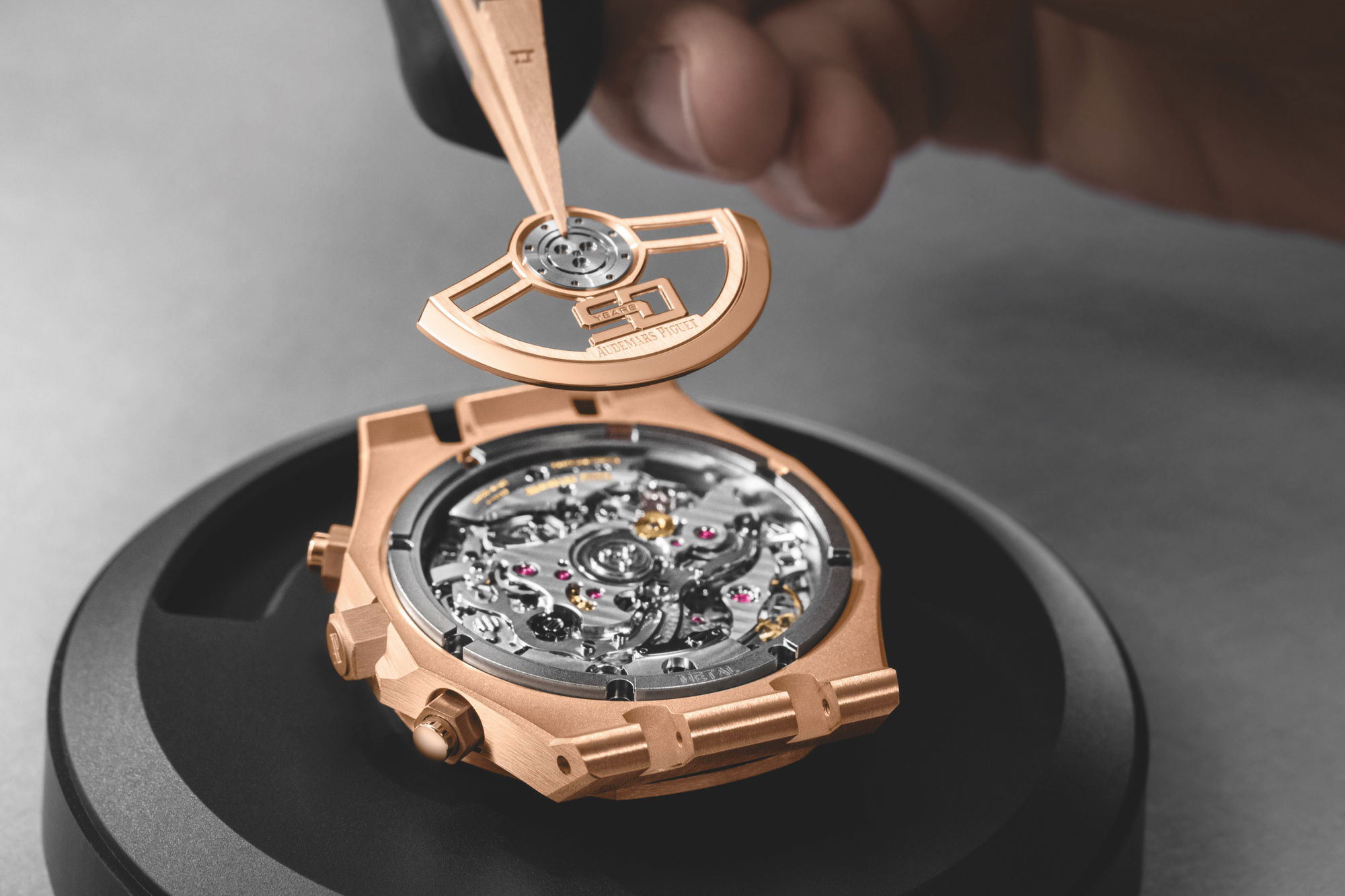 Audemars Piguet Royal Oak Selfwinding Chronograph - View 3
