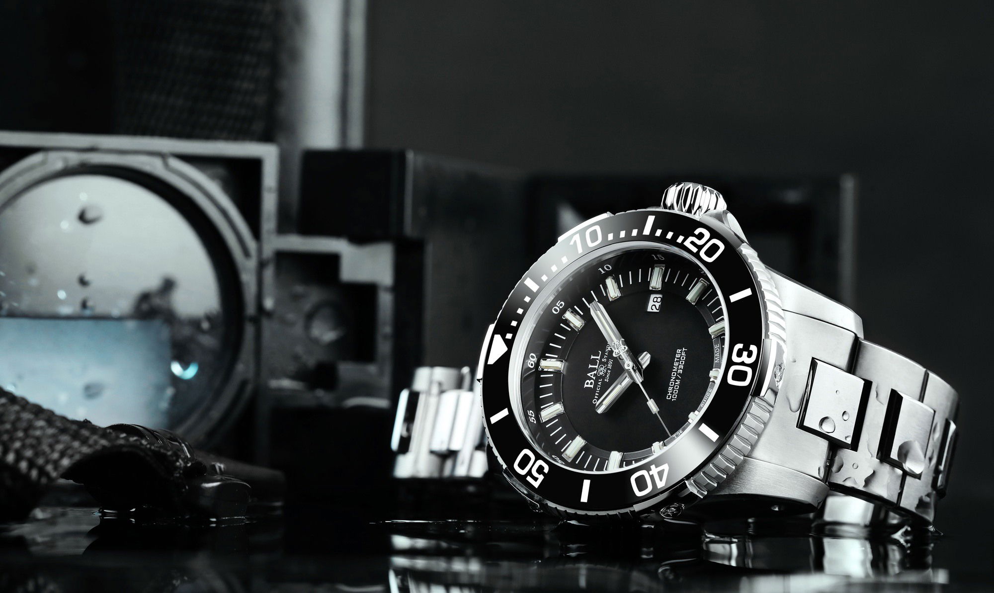 BALL Engineer Hydrocarbon DeepQUEST Ceramic - View 3