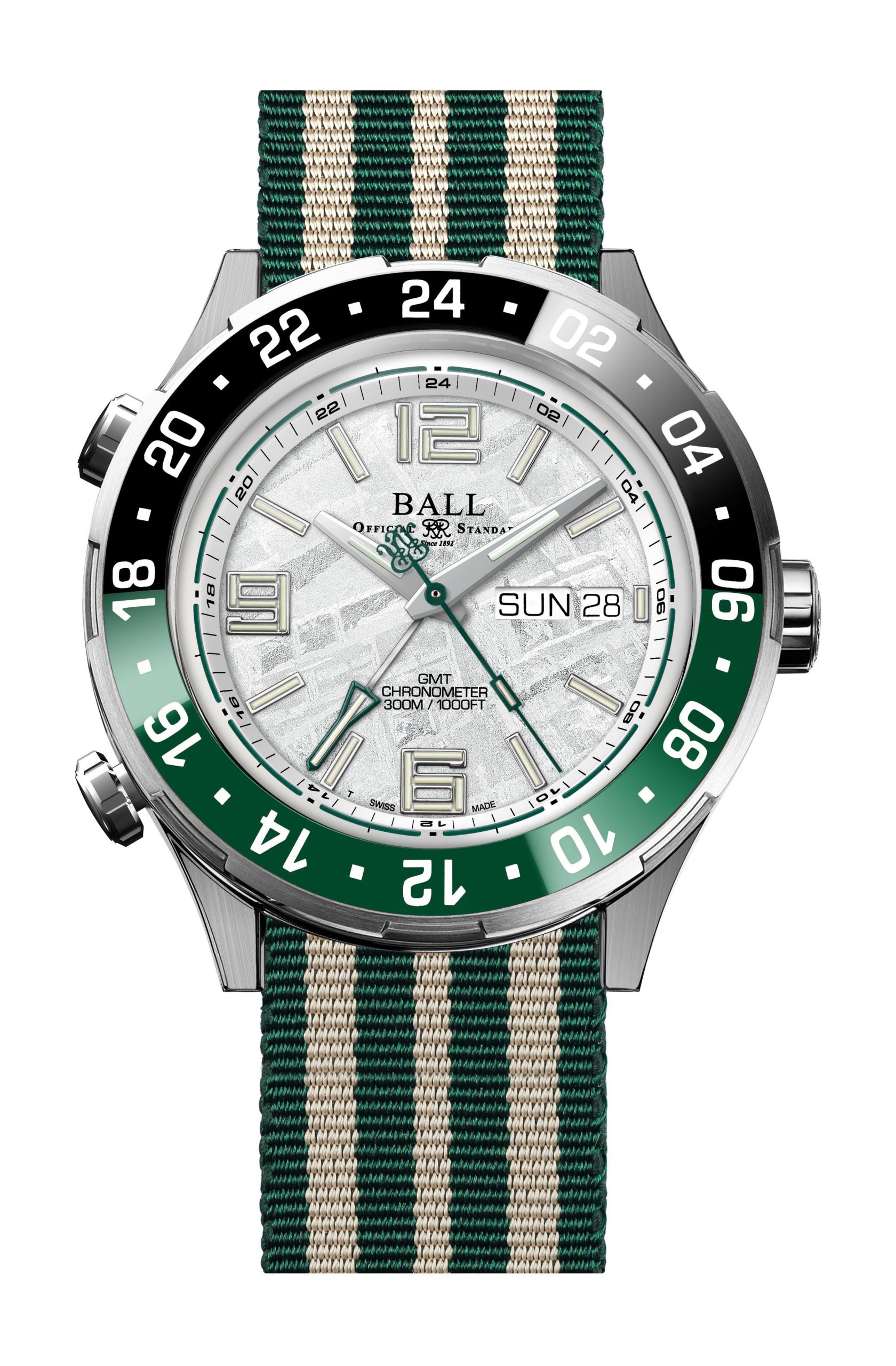 BALL Roadmaster Marine GMT 40 luxury timepiece - detailed view