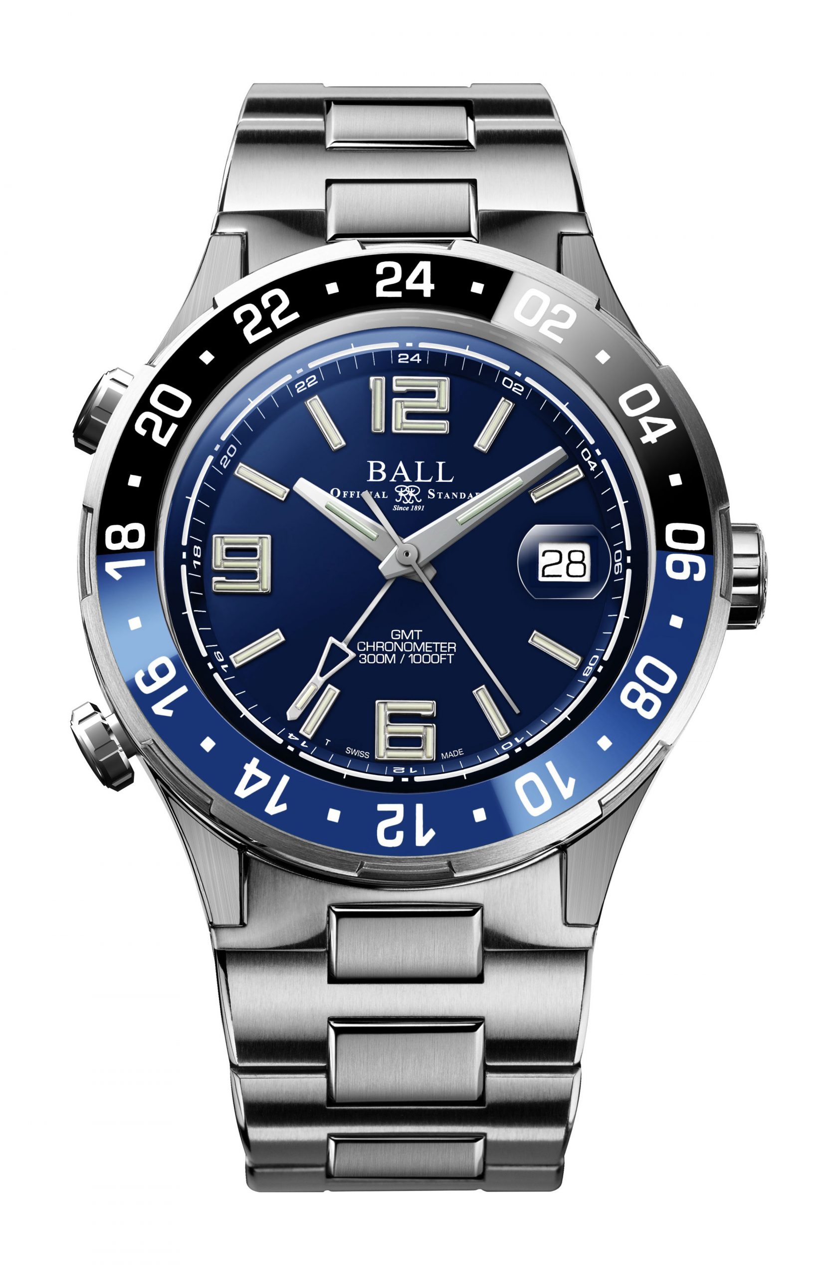 BALL Roadmaster Pilot GMT luxury timepiece - detailed view