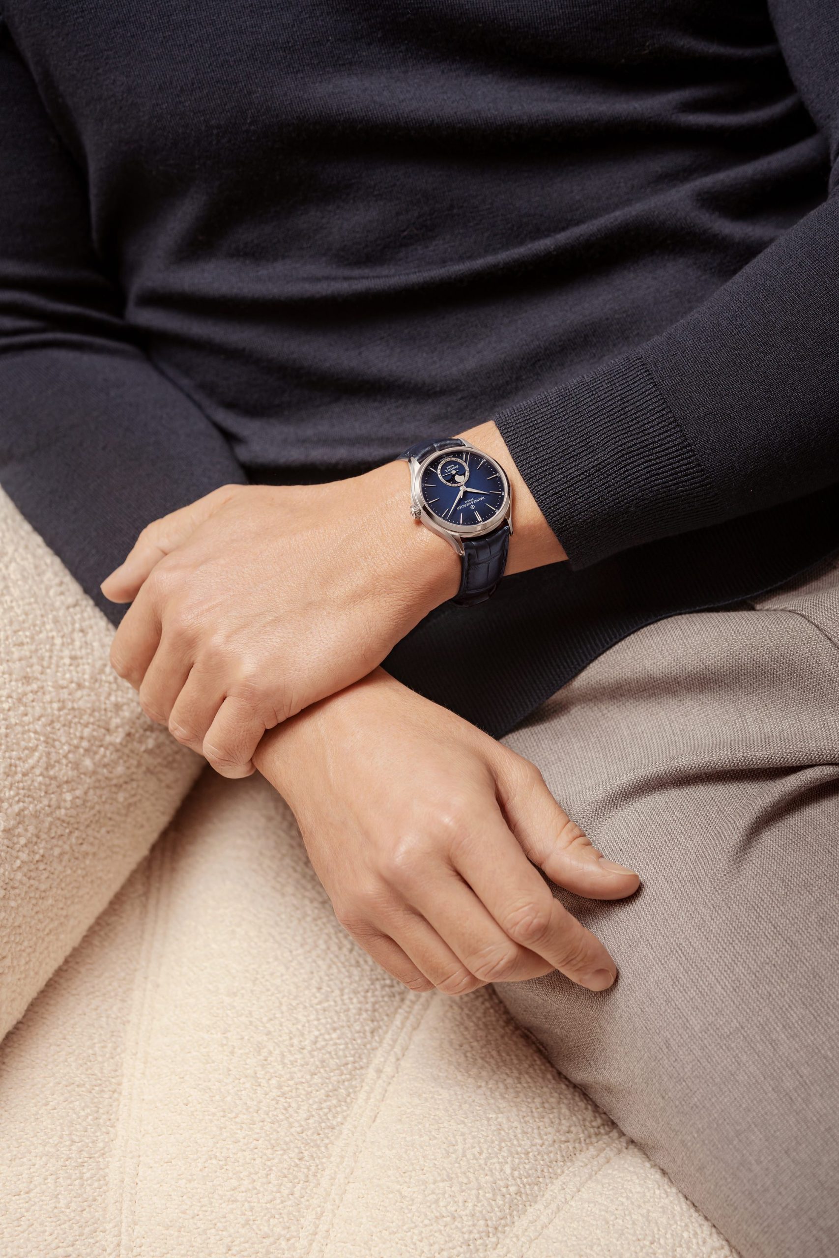 Baume & Mercier Clifton Baumatic Moon Phases - View 3