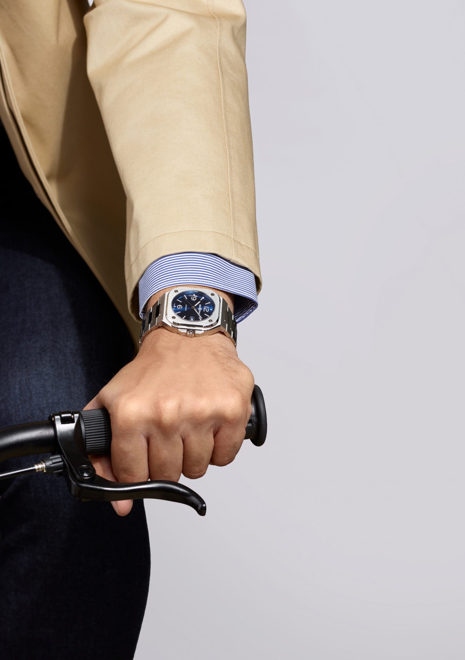 Bell & Ross BR 05 Blue Steel - View 3