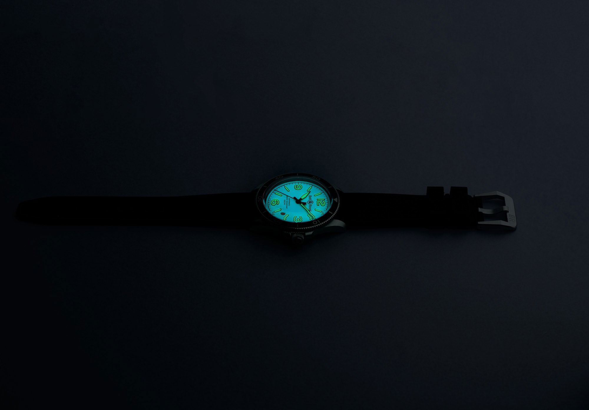 Bell & Ross BR V2-92 FULL LUM - View 2