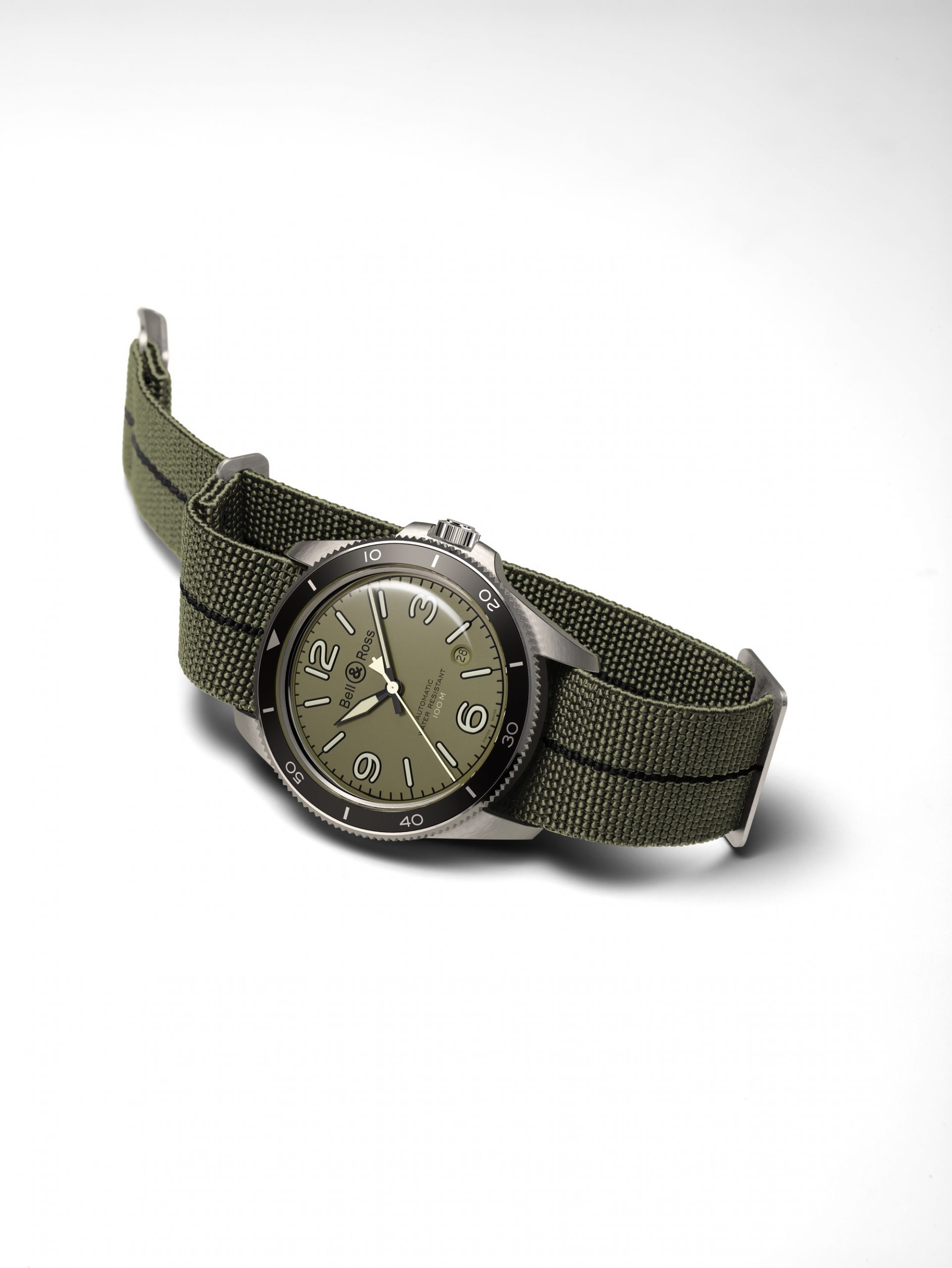 Bell & Ross BR V2-92 Military Green - View 3