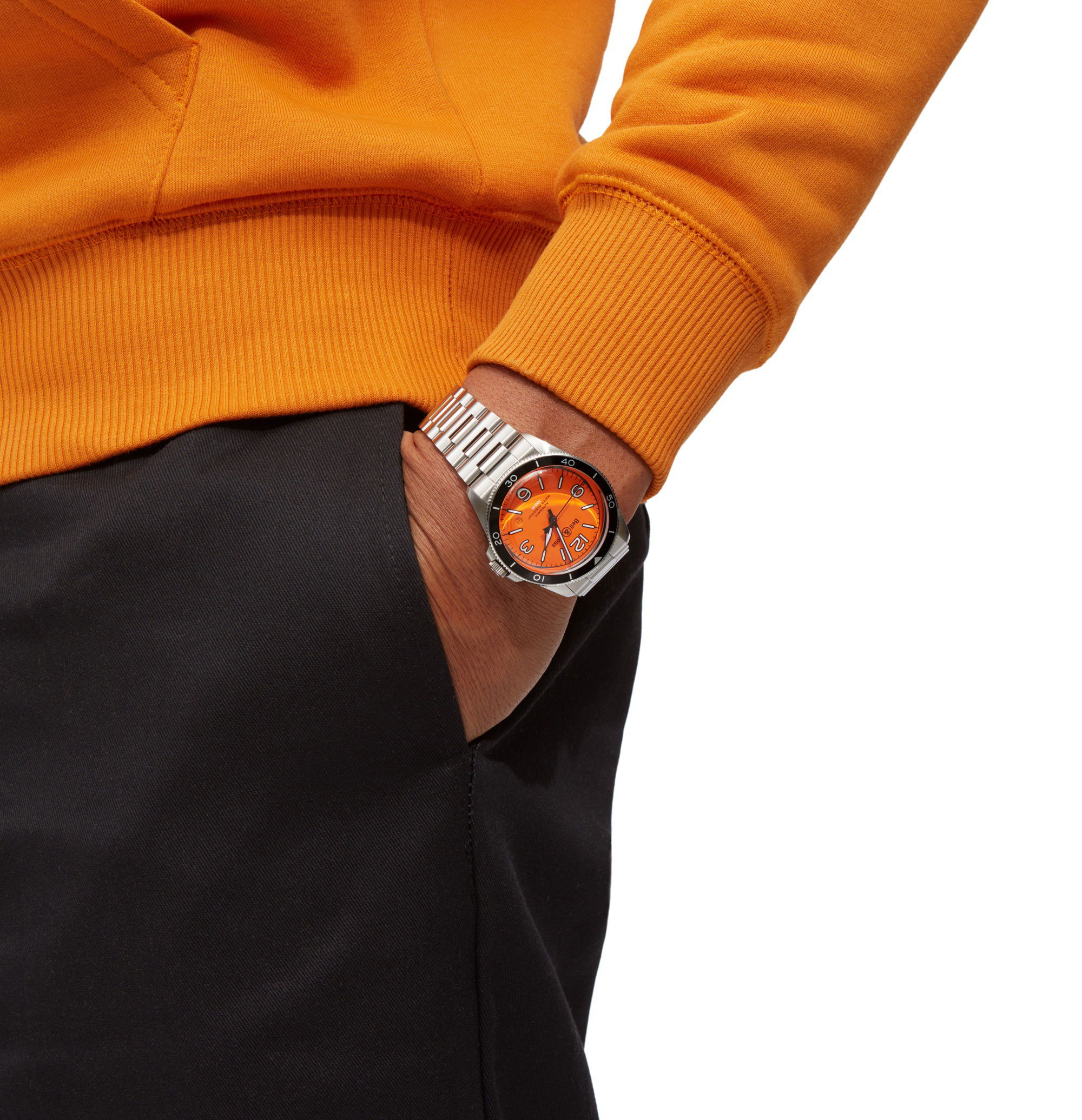 Bell & Ross BR V2-92 ORANGE - View 2