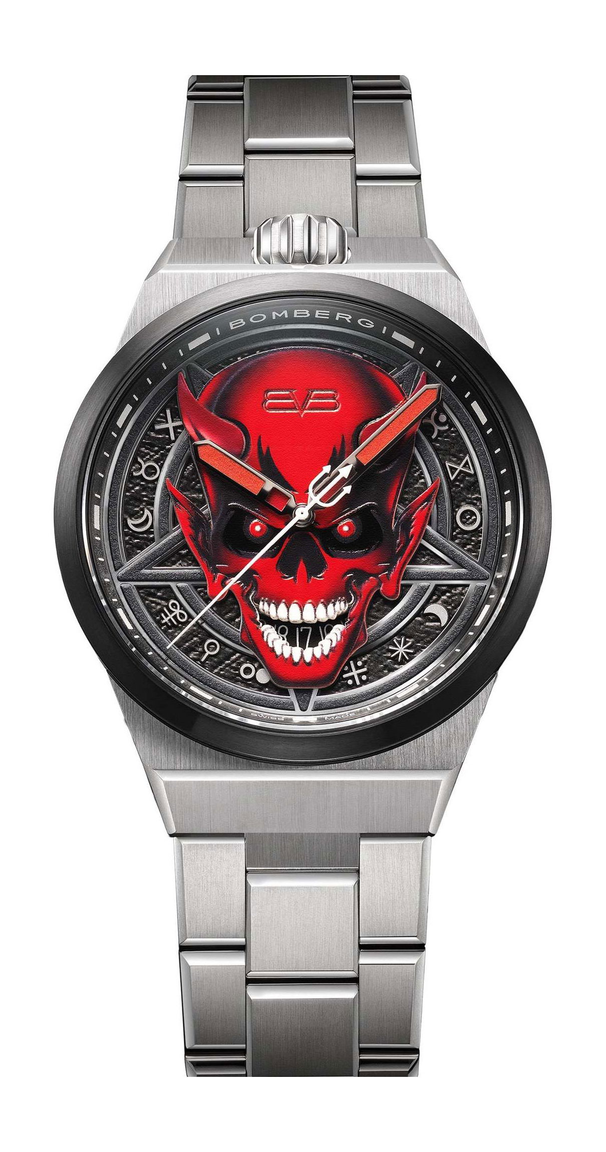 Bomberg BOLT-68 Neo Devil Skull I luxury timepiece - detailed view