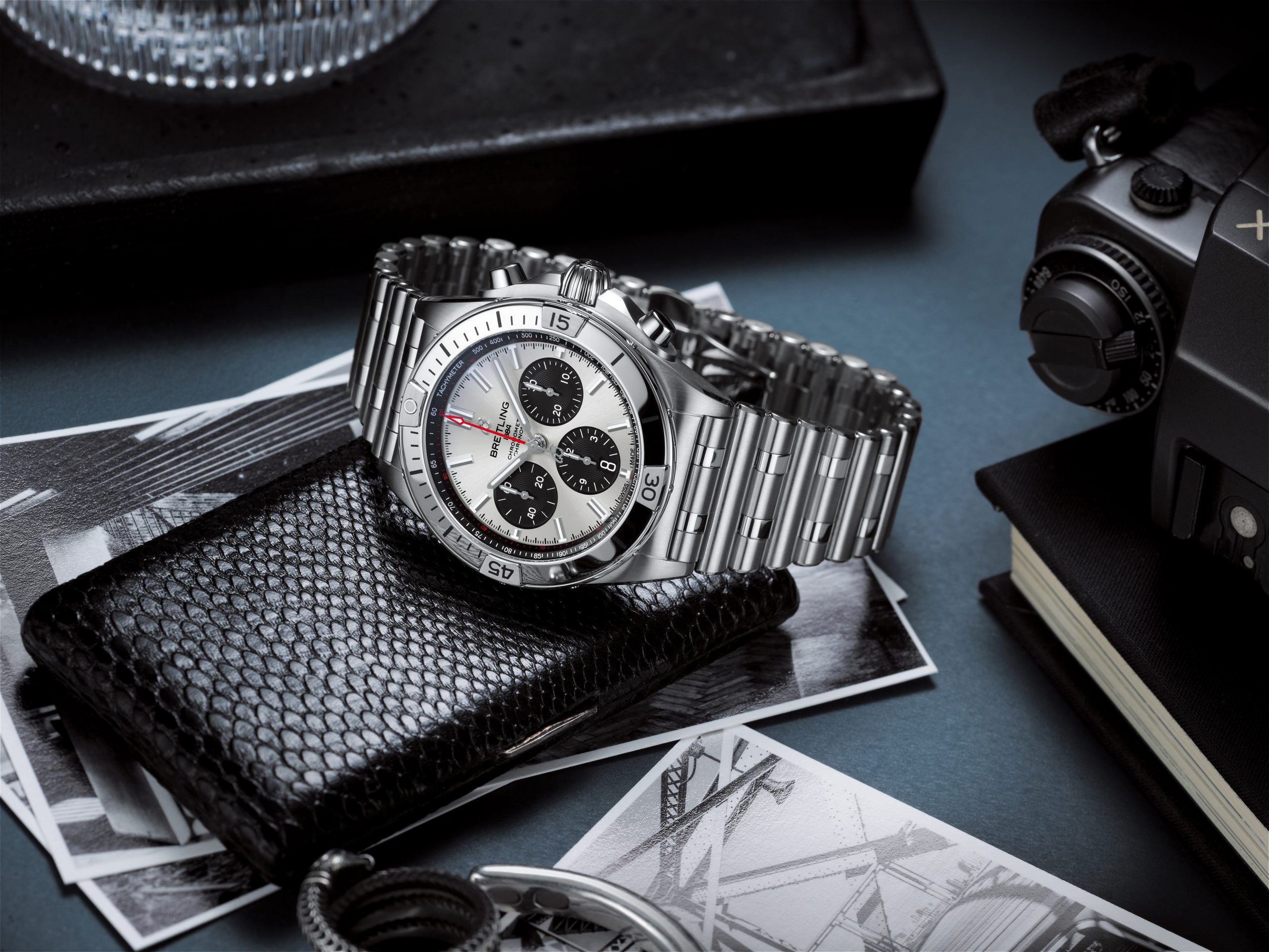 Breitling Chronomat B01 42 - View 2