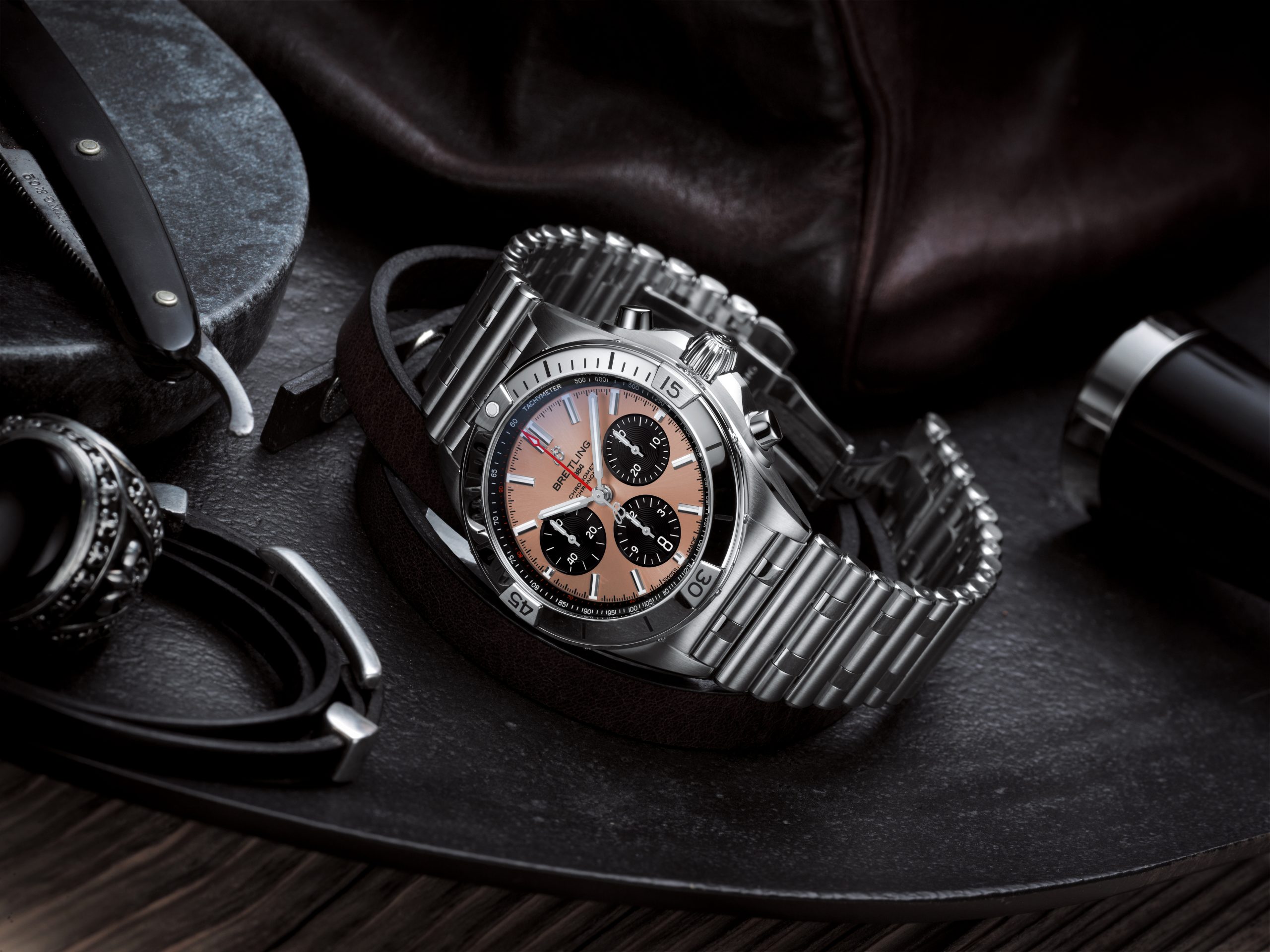 Breitling Chronomat B01 42 - View 2