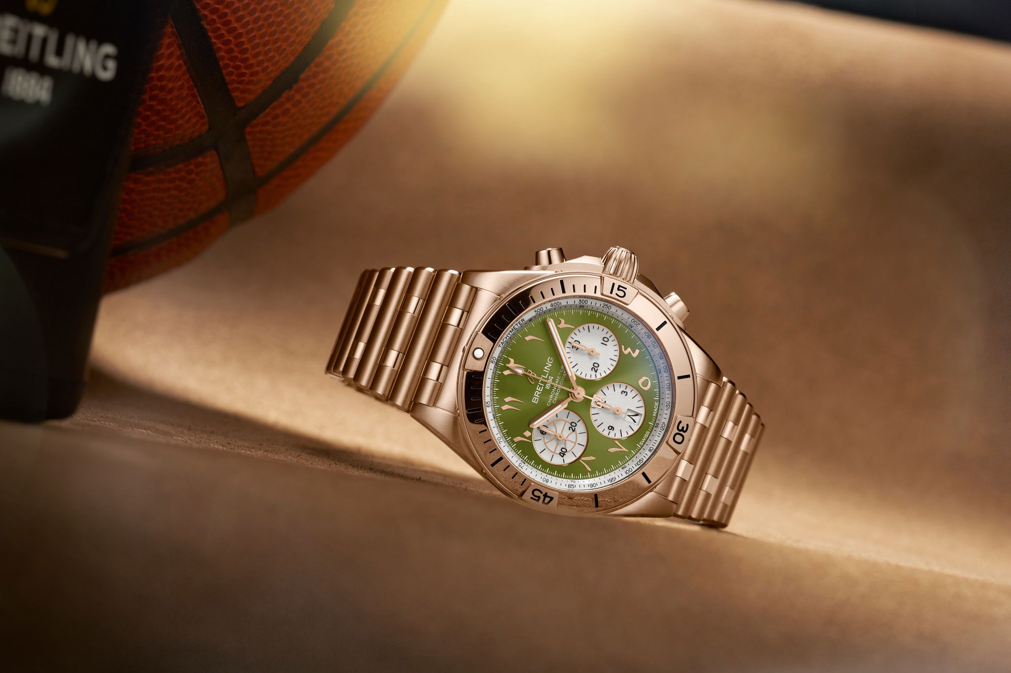 Breitling Chronomat B01 42 Giannis Antetokounmpo - View 2