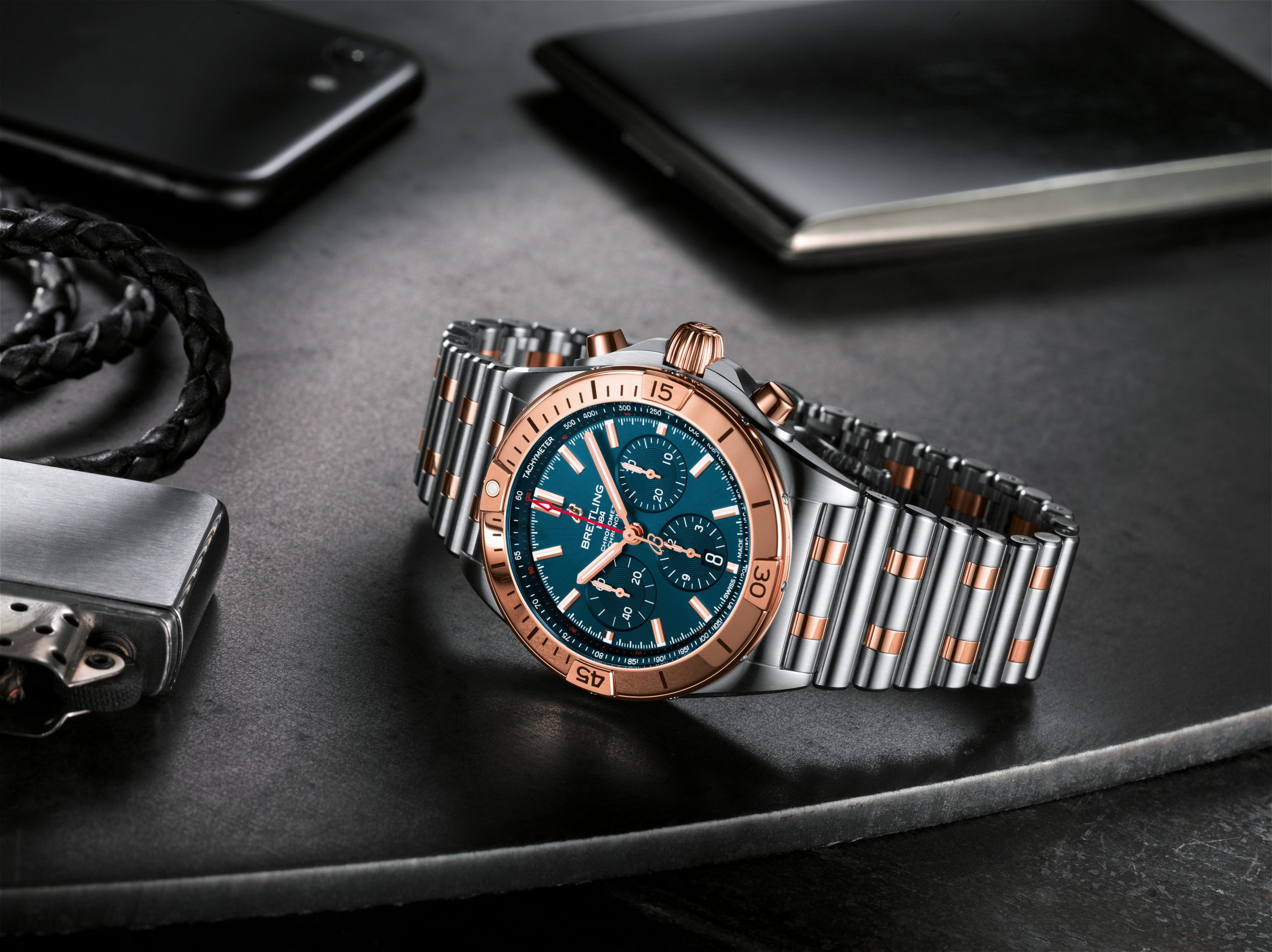 Breitling Chronomat B01 42 - View 2