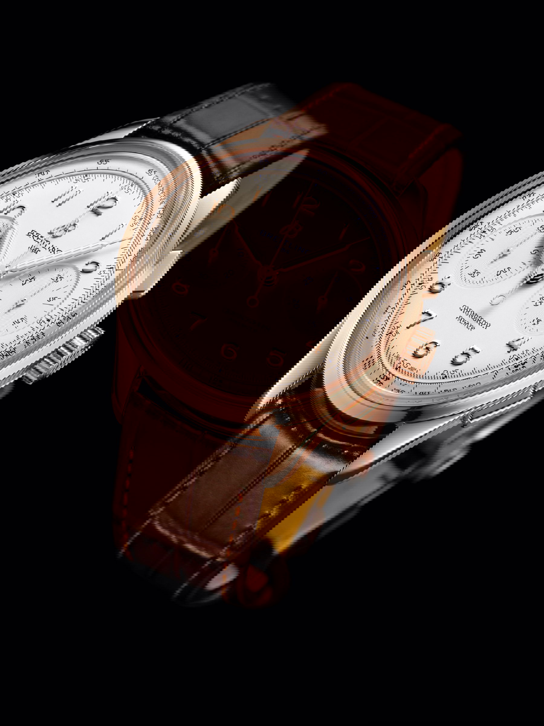 Breitling Premier B09 Chronograph 40 - View 3
