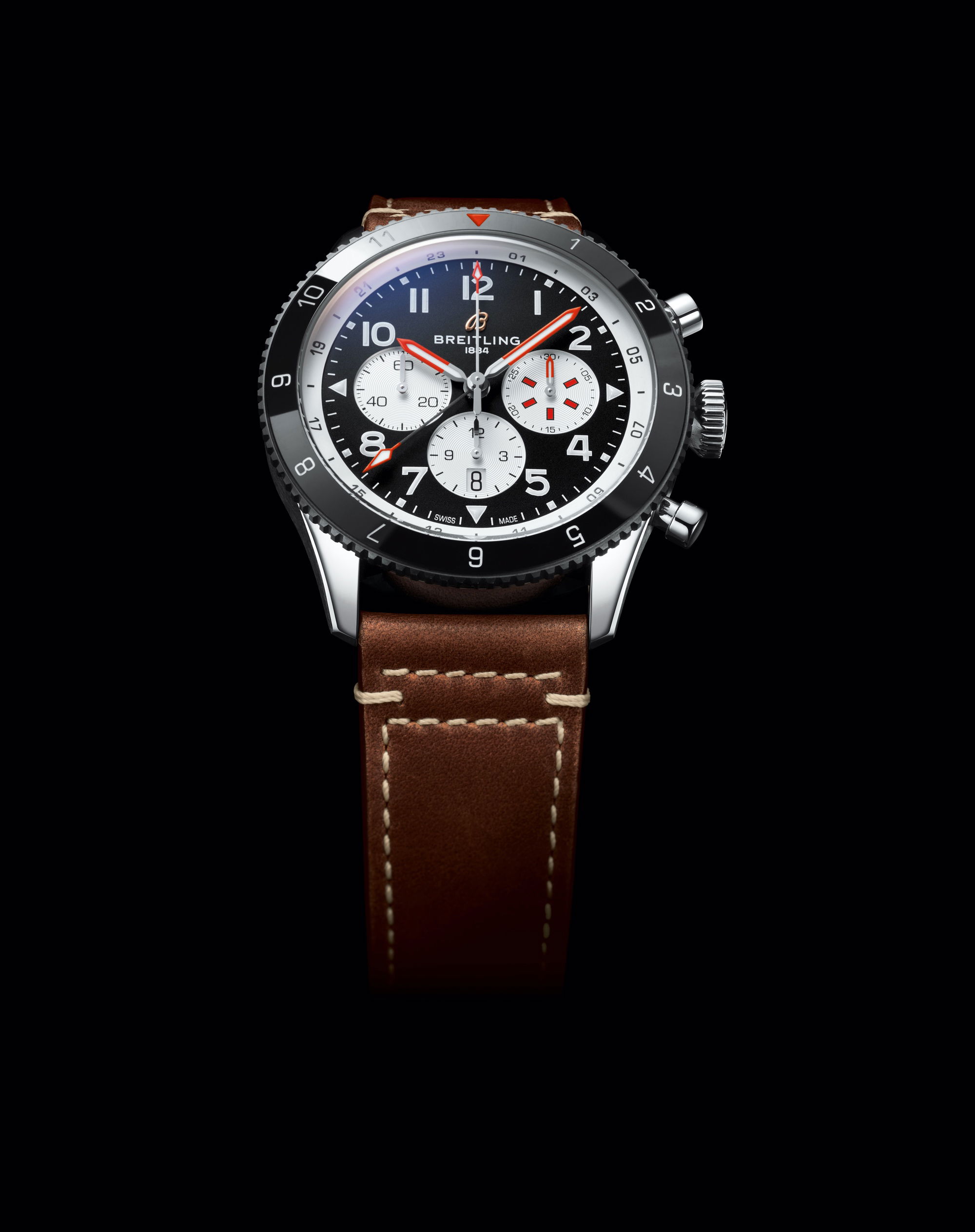 Breitling Super AVI B04 Chronograph GMT 46 Mosquito - View 3