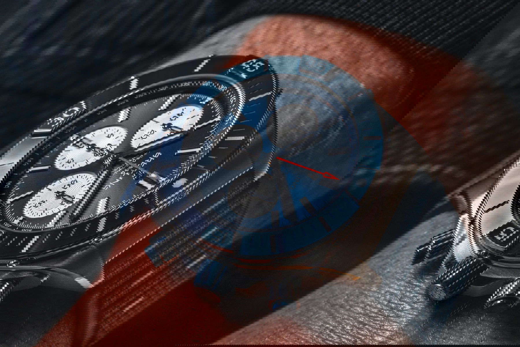 Breitling Super Chronomat B01 44 - View 3