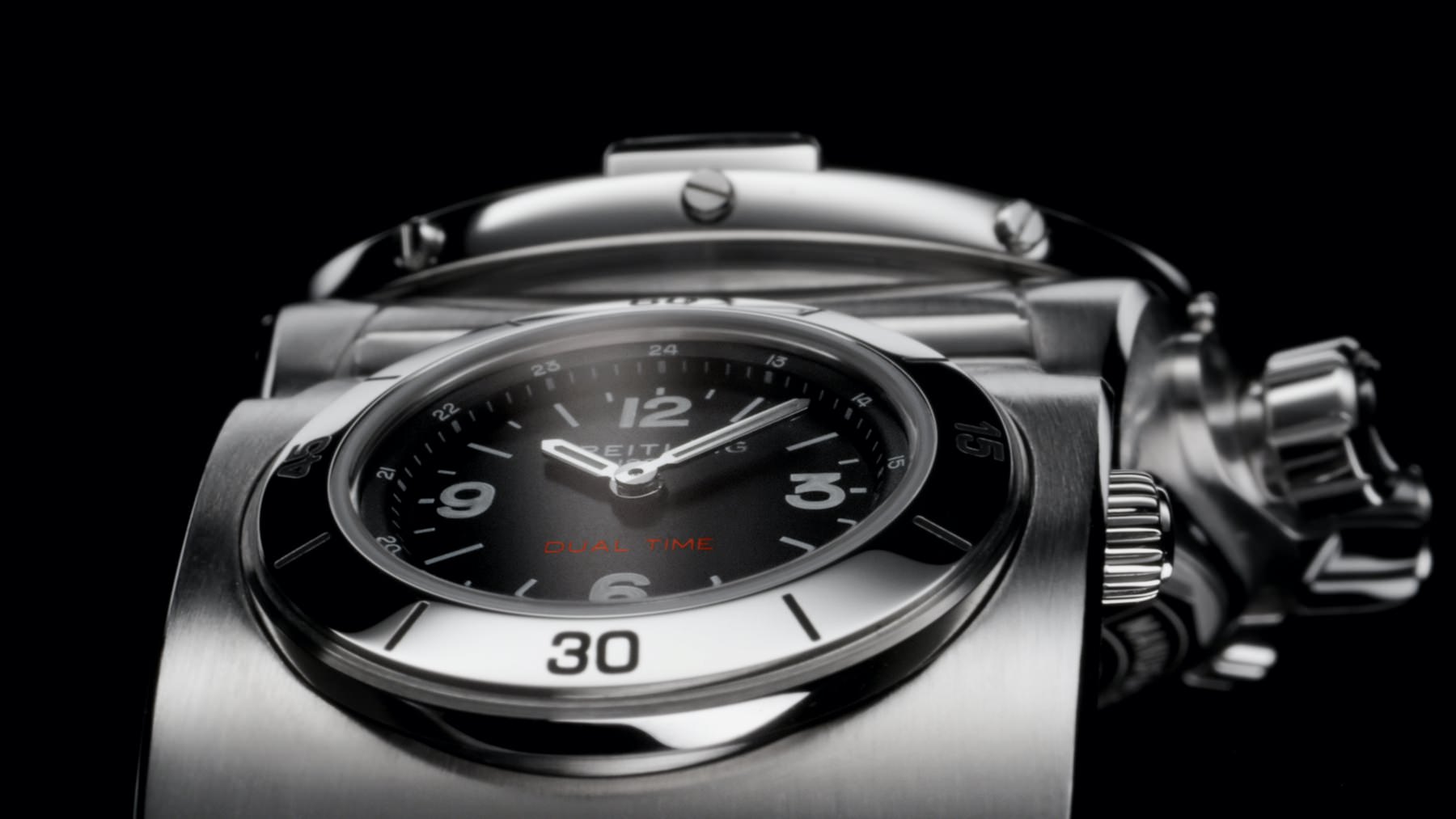 Breitling Super Chronomat B01 44 - View 2
