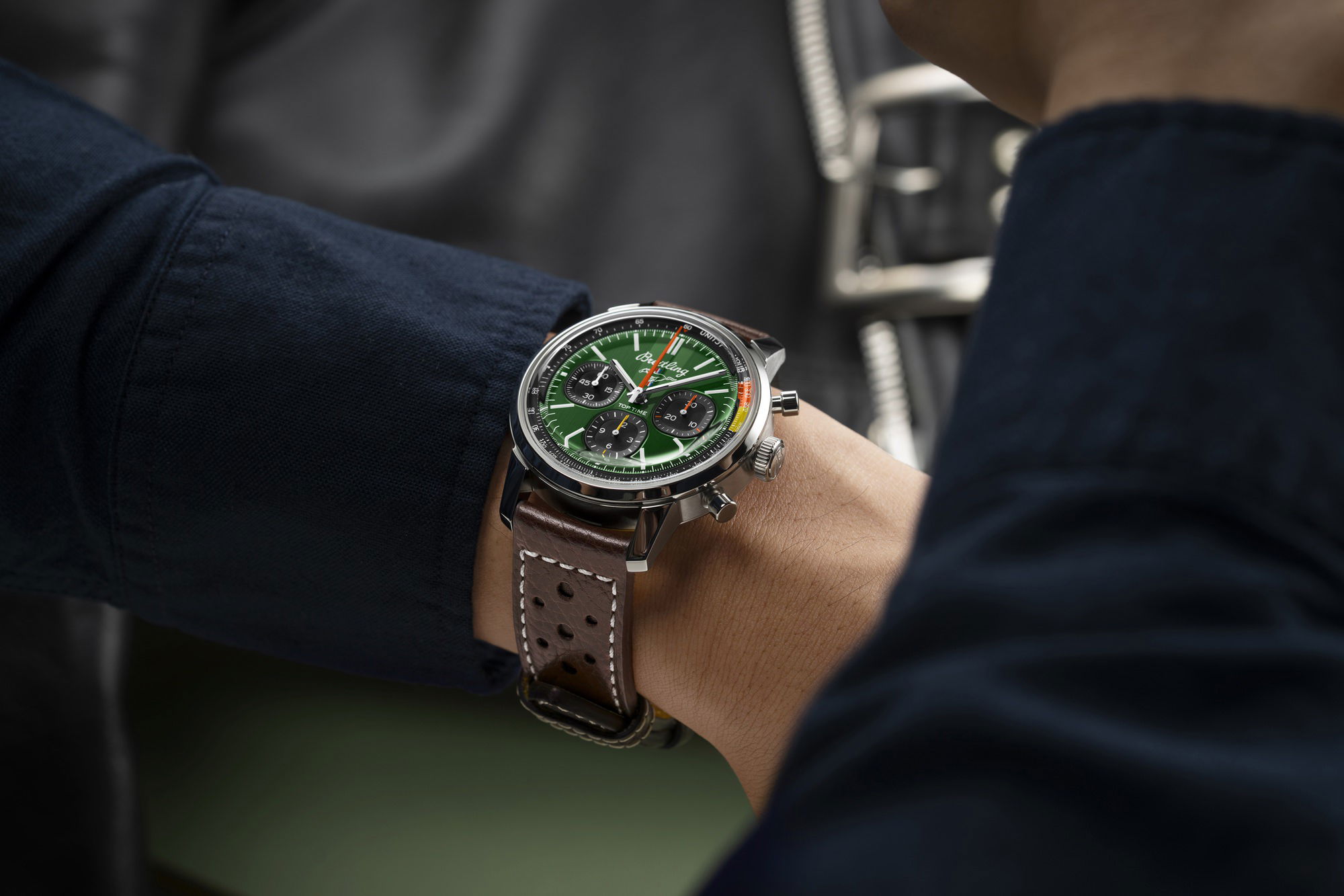Breitling Top Time B01 Ford Mustang - View 2