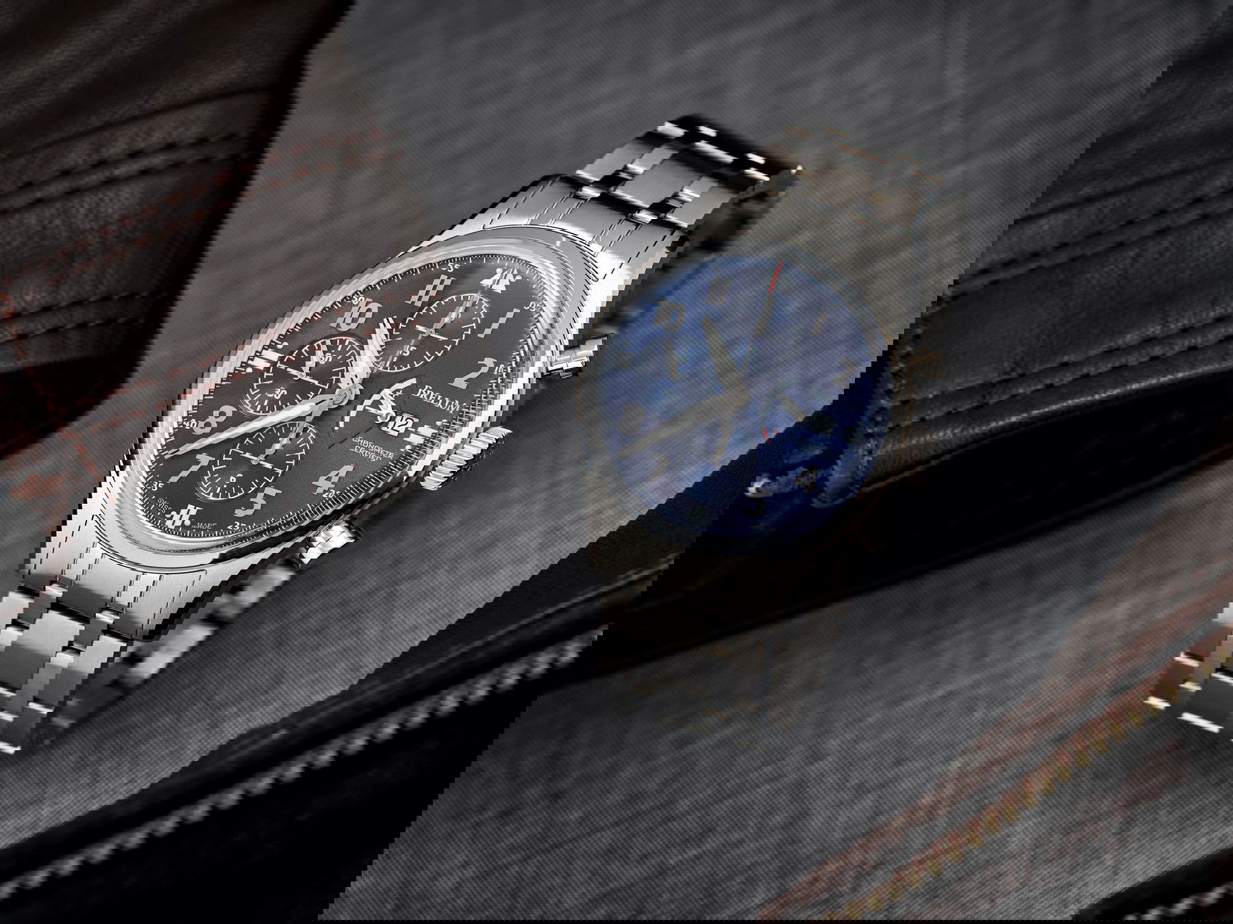 Brellum Pilot Power Reserve Blue - View 3
