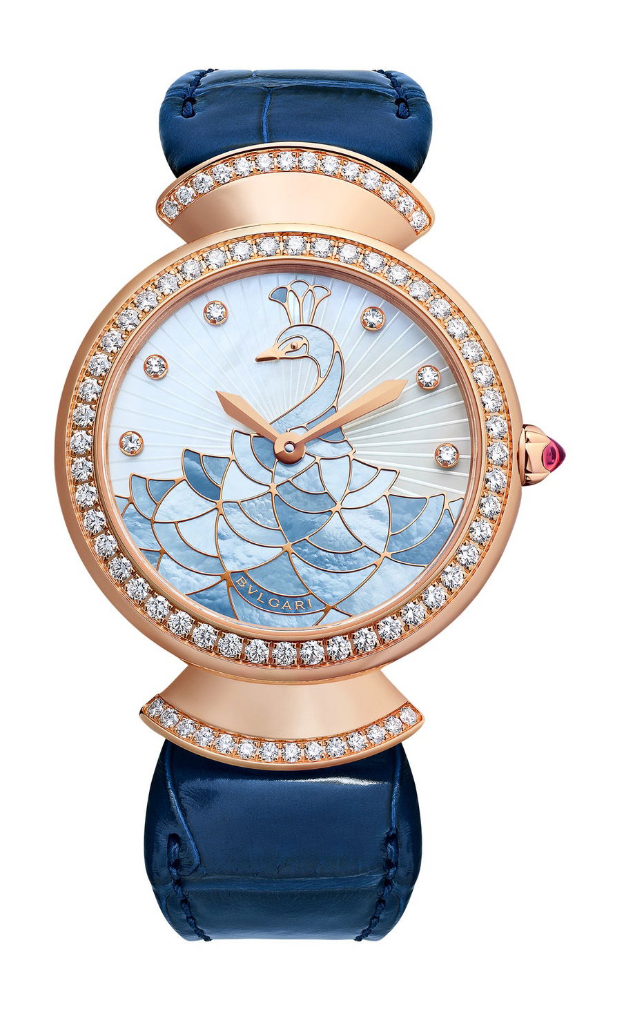 Bvlgari Divas’ Dream Peacock Mother of Pearl Marquetry luxury timepiece - detailed view