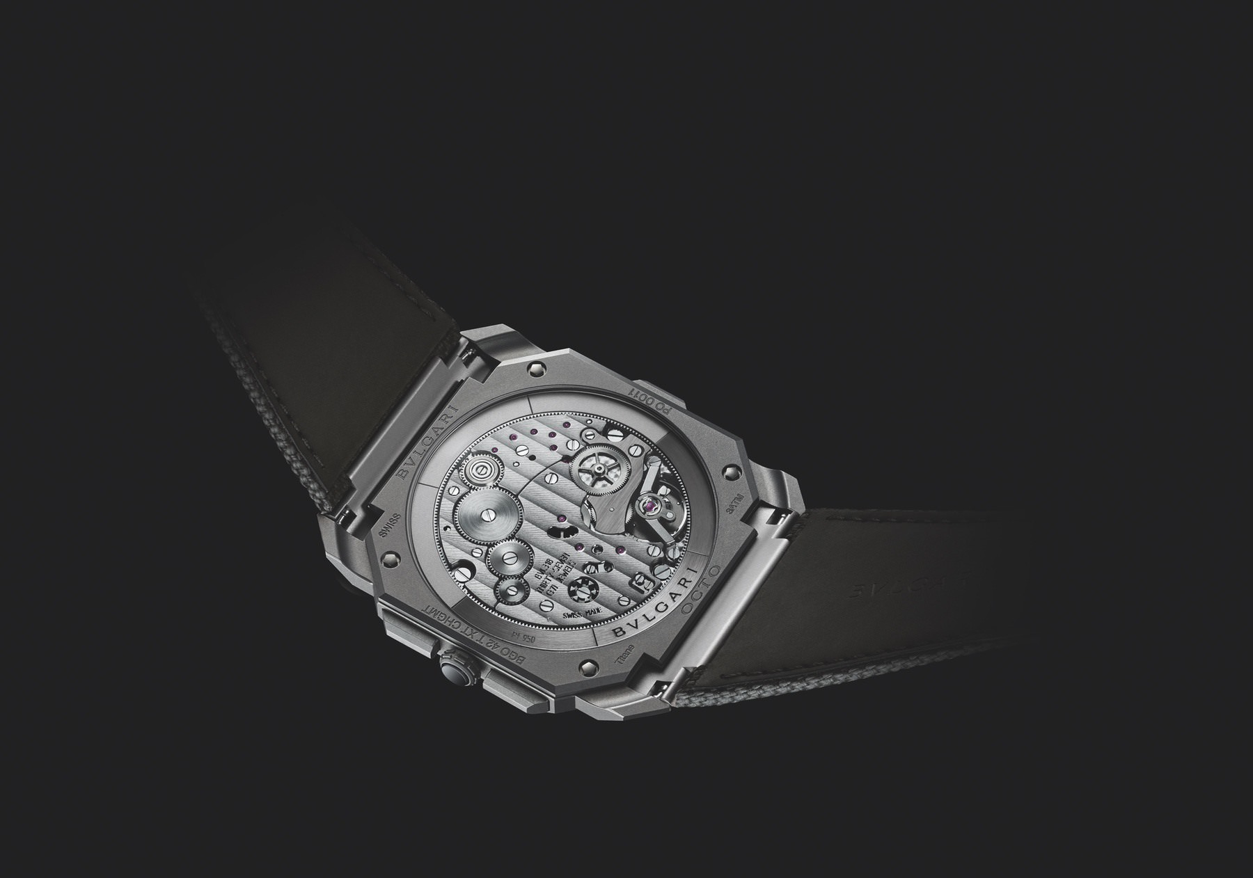 Bvlgari Octo Finissimo Chronograph GMT Titanium - View 3