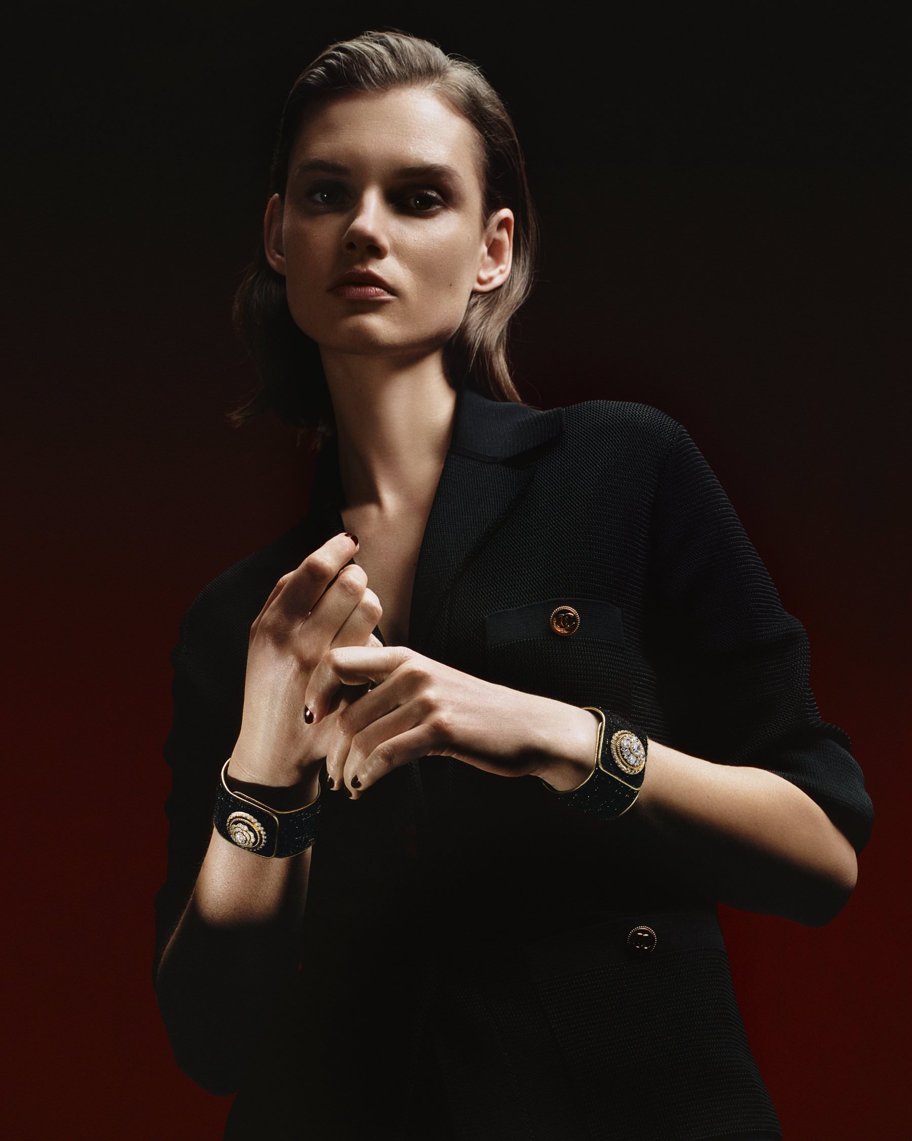 Chanel Mademoiselle Privé Bouton Camée - View 3