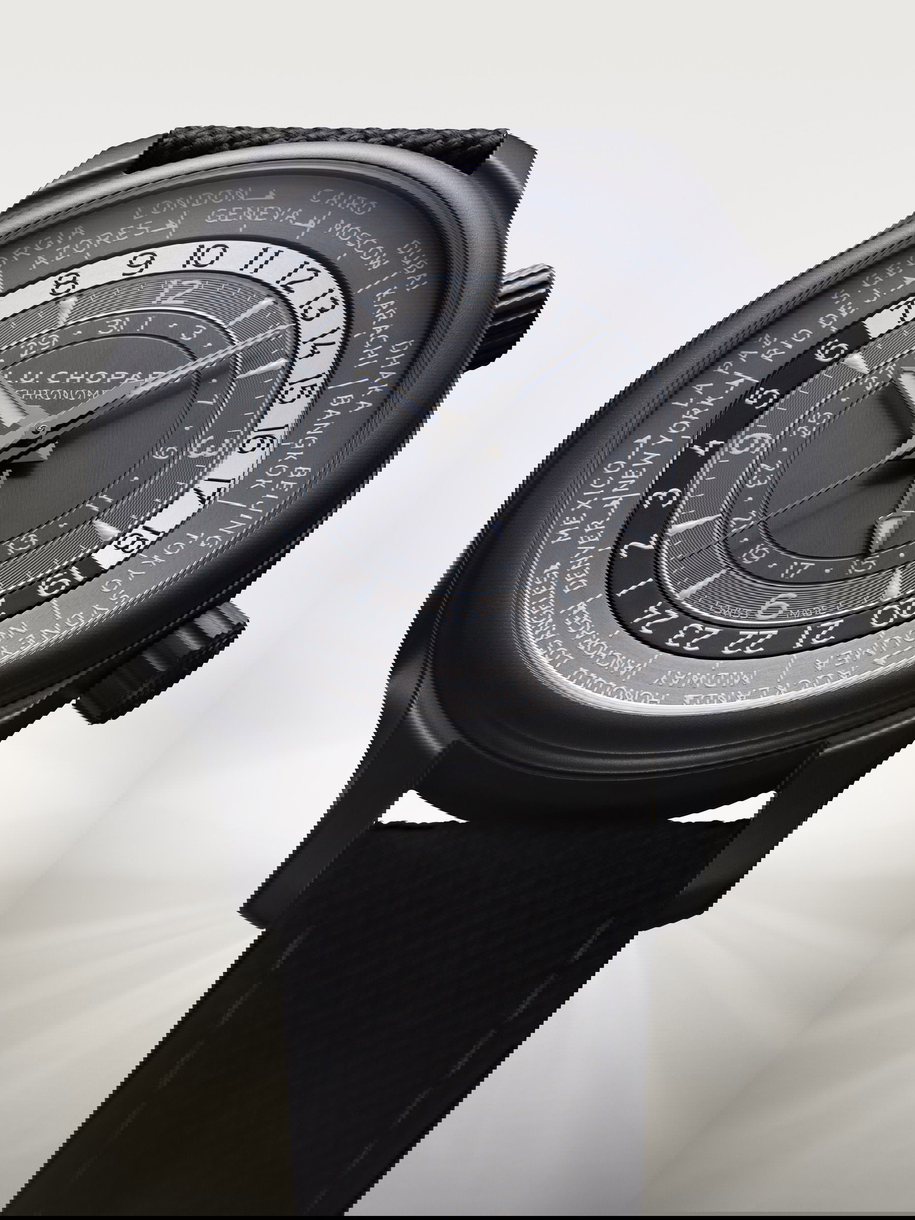 Chopard L.U.C Time Traveler One Black - View 2