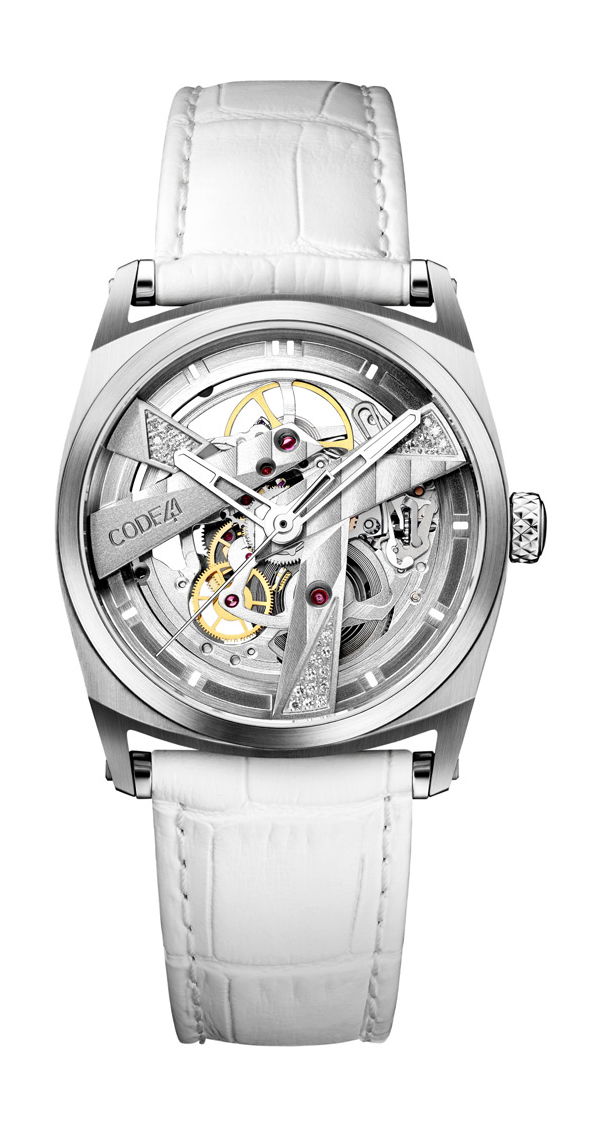 CODE41 DAY41 37mm Diamonds luxury timepiece - detailed view