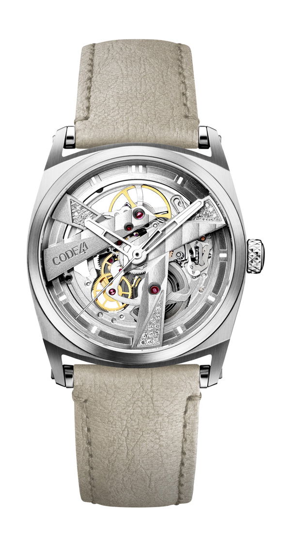 CODE41 DAY41 37mm Diamonds luxury timepiece - detailed view