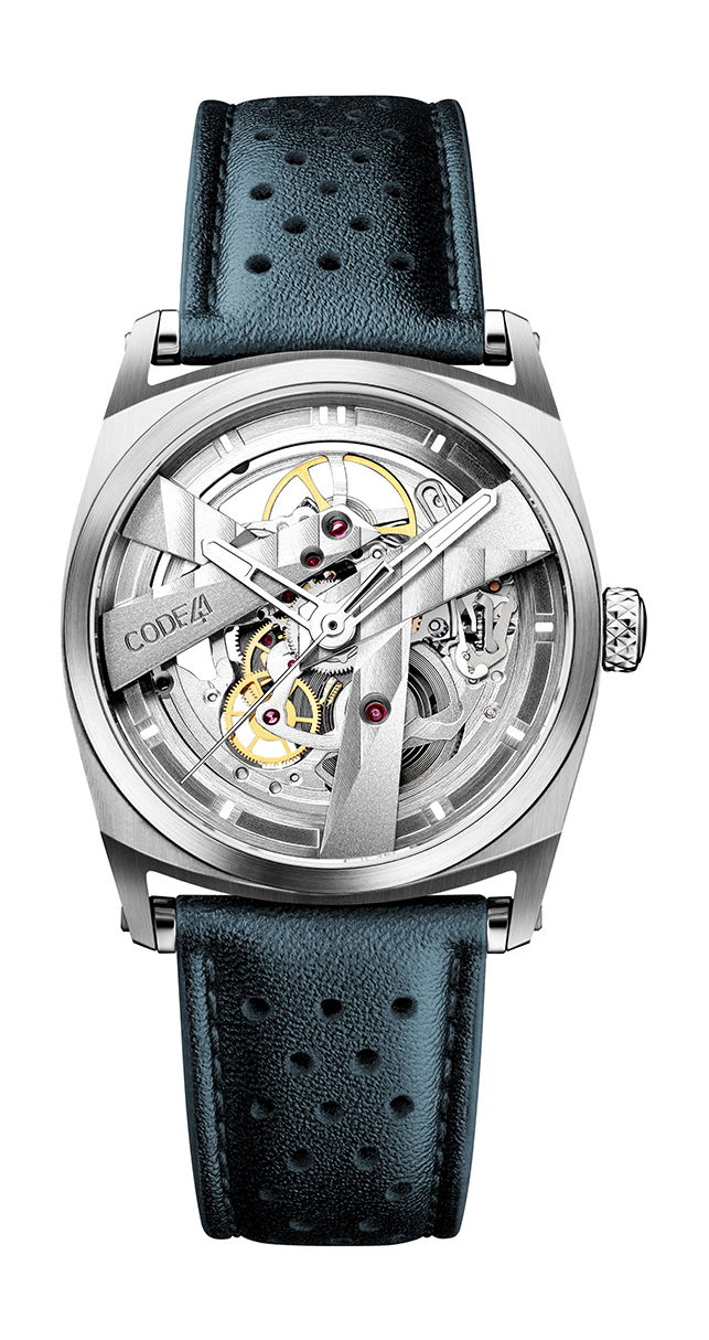 CODE41 DAY41 37mm Steel luxury timepiece - detailed view