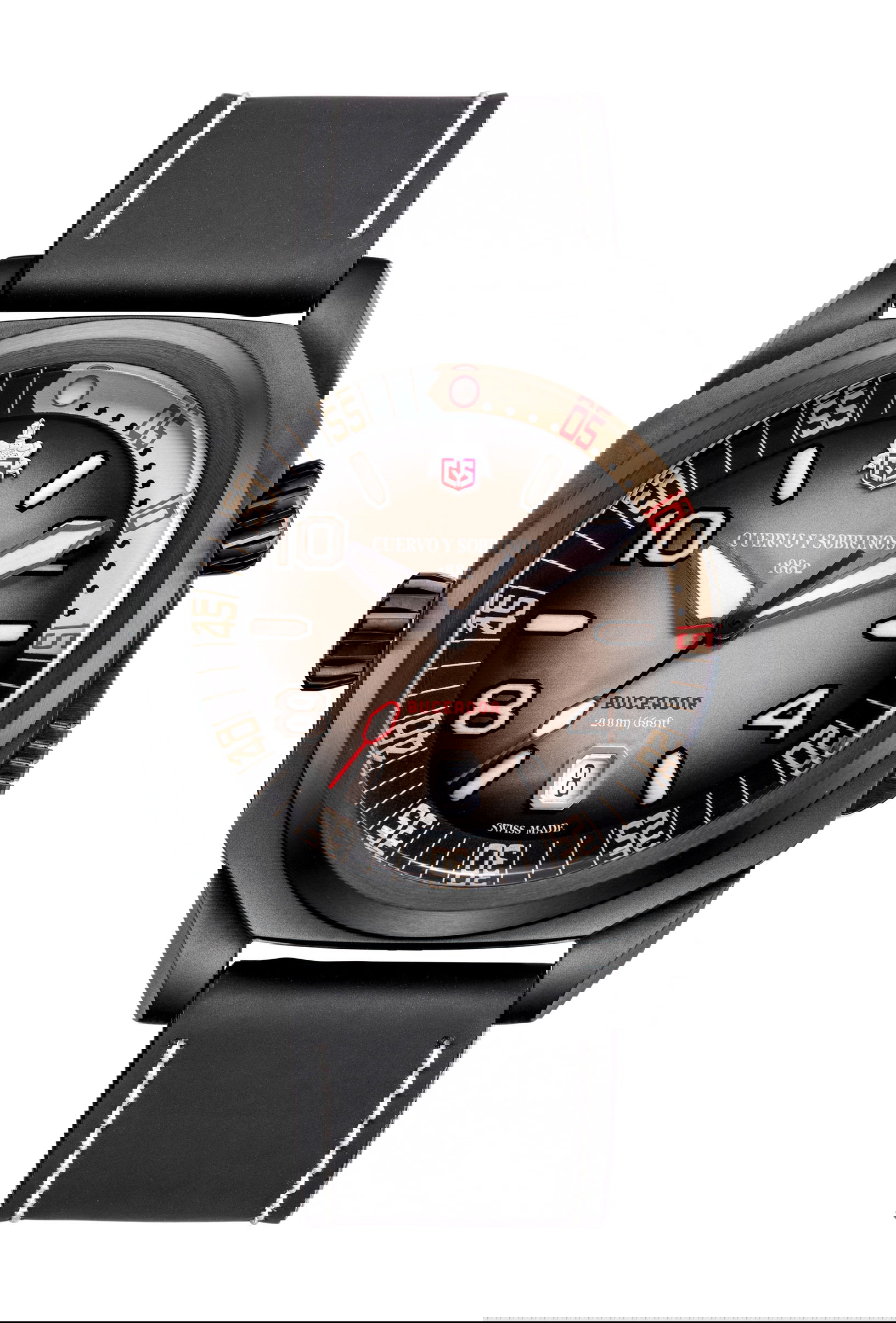 Cuervo y Sobrinos Buceador Caribe Coral Negro luxury timepiece - detailed view