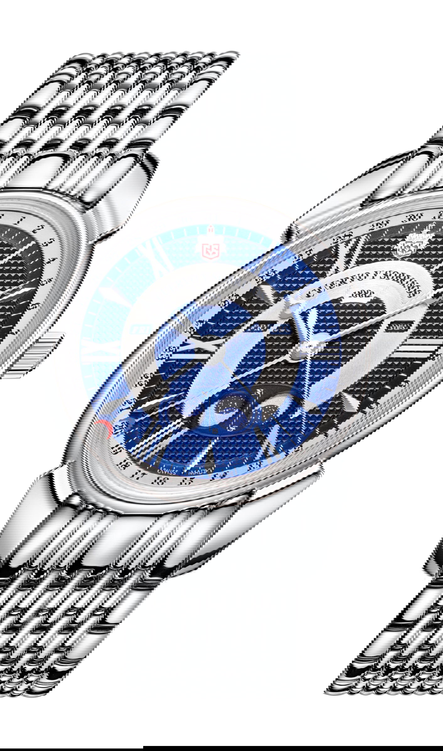 Cuervo y Sobrinos Historiador Doble Luna luxury timepiece - detailed view