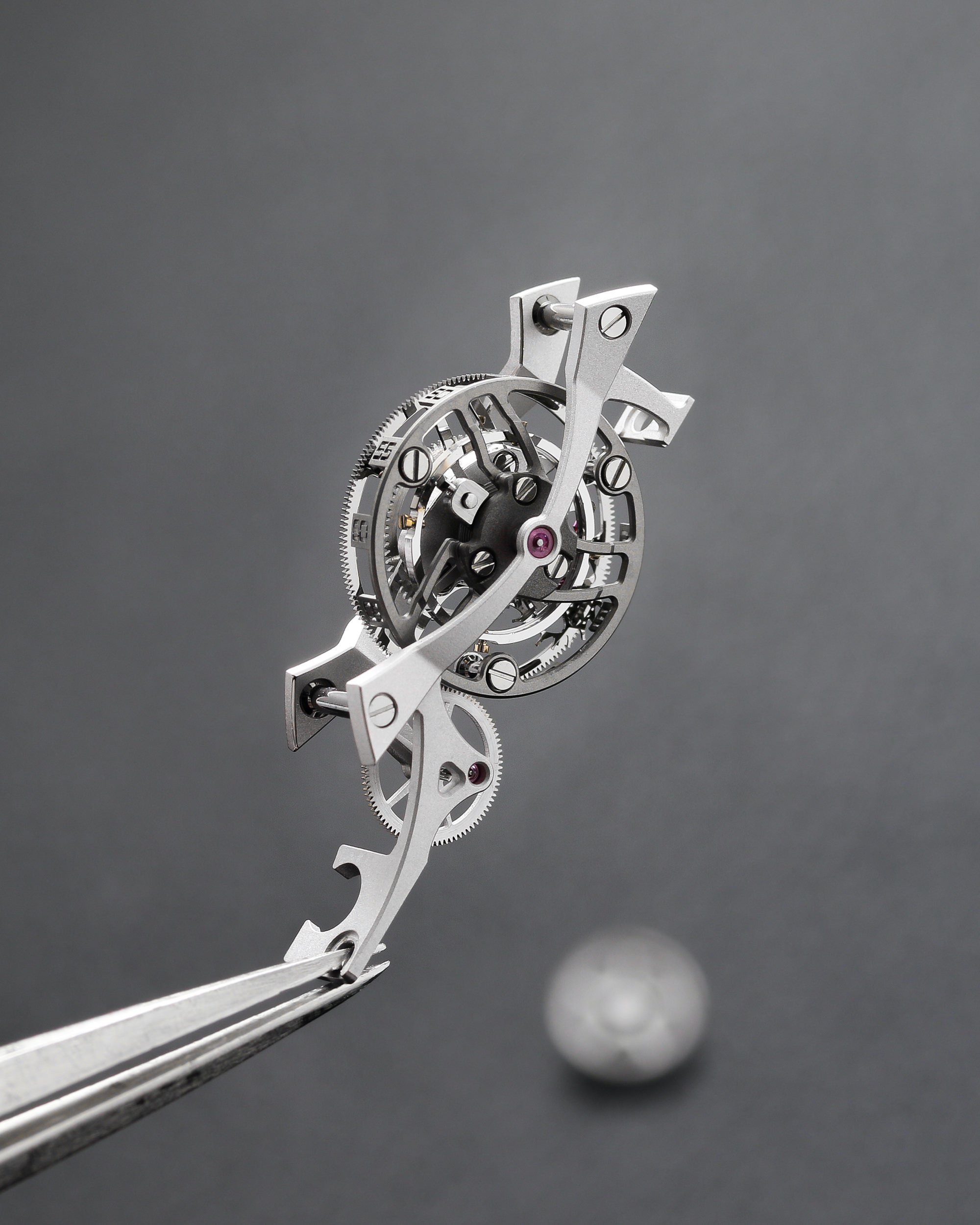 Cyrus Klepcys Vertical Tourbillon - View 2