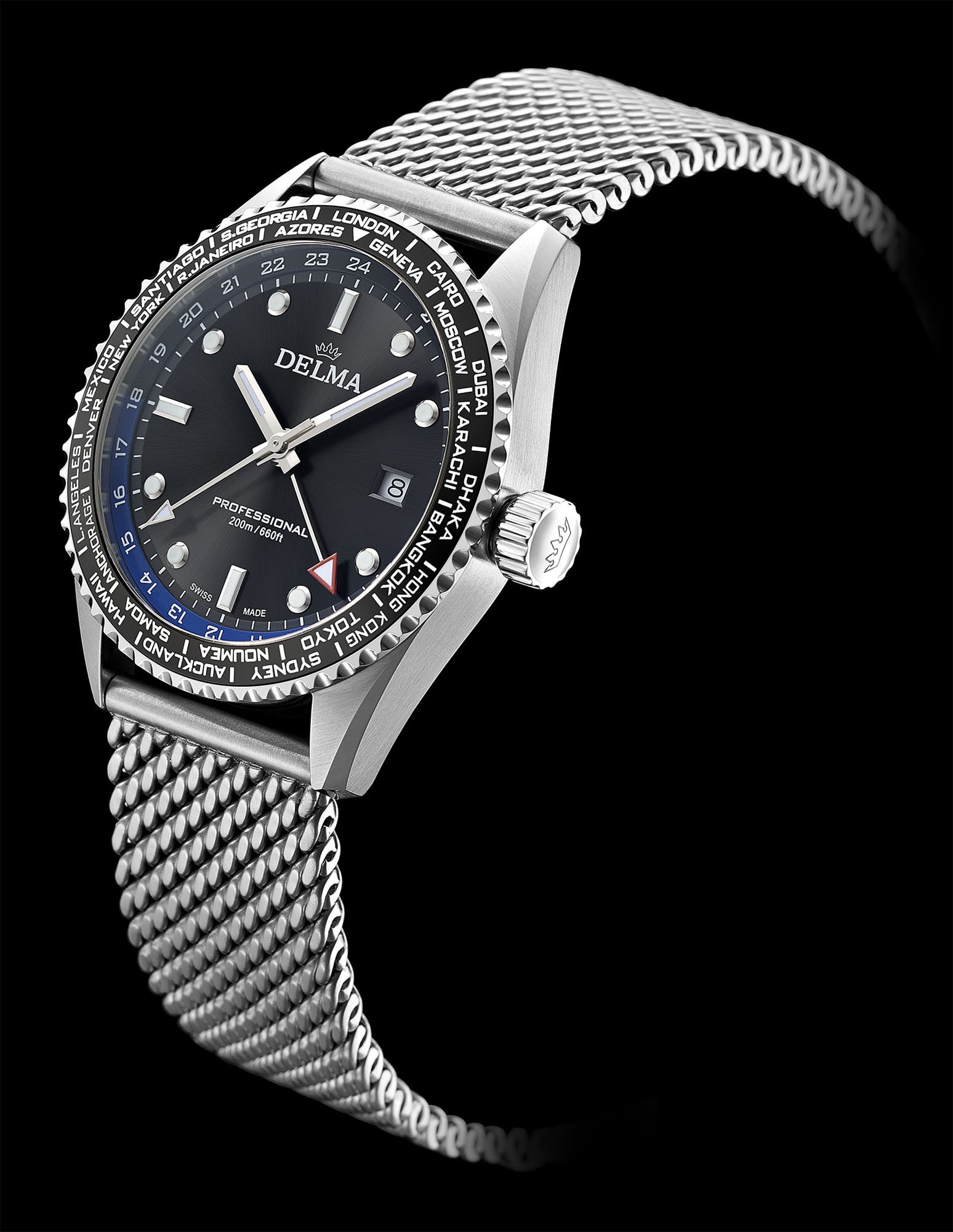 Delma Cayman Worldtimer - View 2