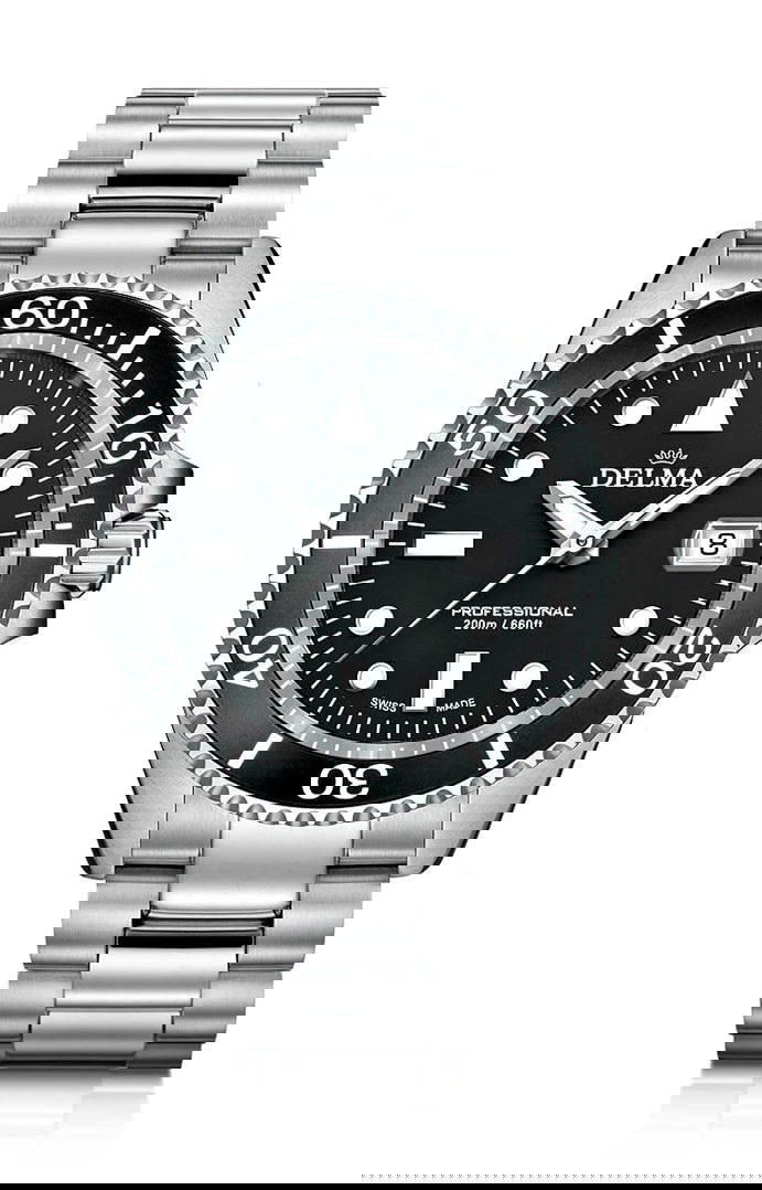Delma Commodore luxury timepiece - detailed view