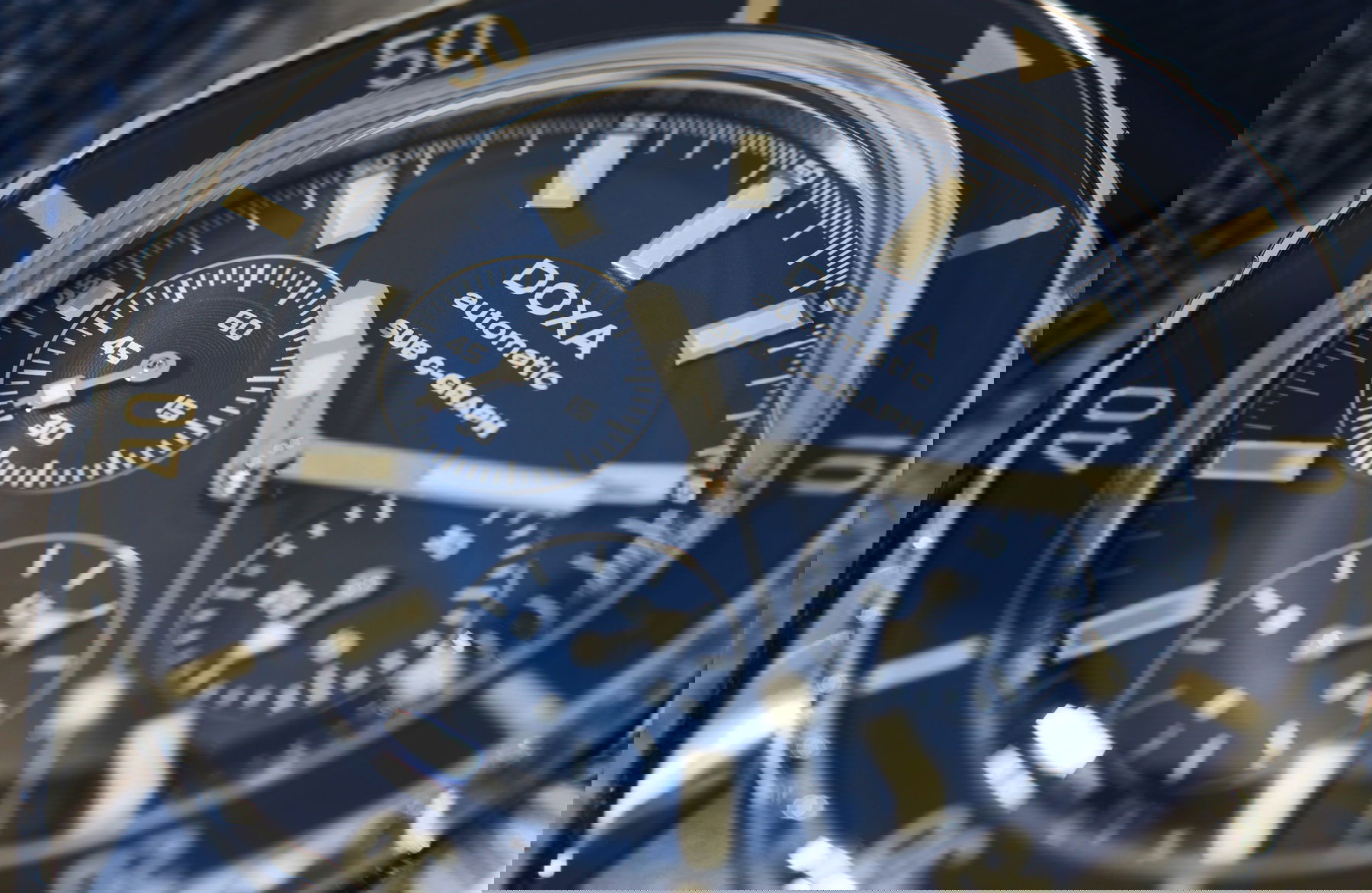 Doxa SUB 200 C-Graph Caribbean - View 3
