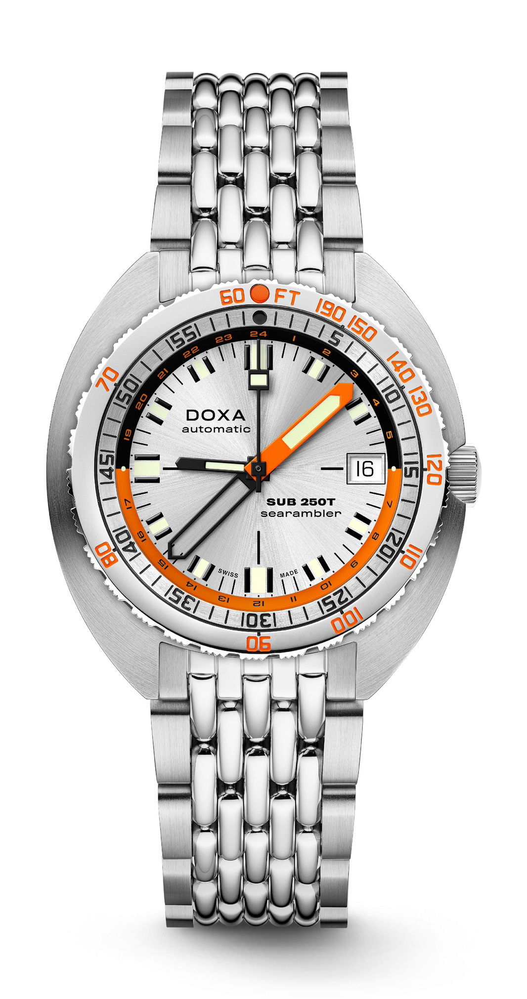 Doxa SUB 250T GMT Searambler luxury timepiece - detailed view