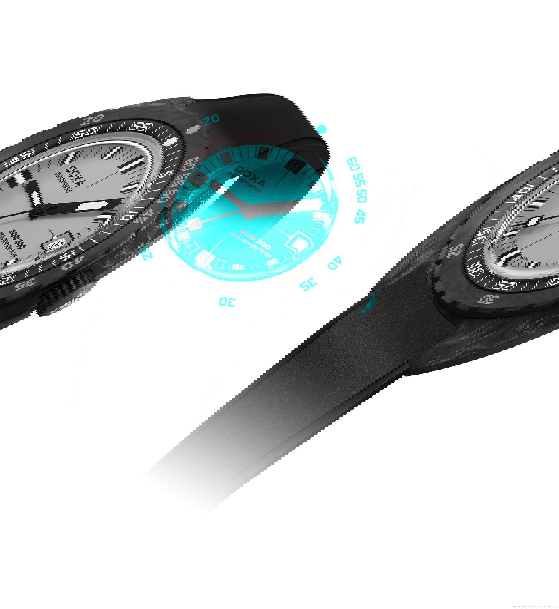 Doxa SUB 300 Carbon Aquamarine - View 3