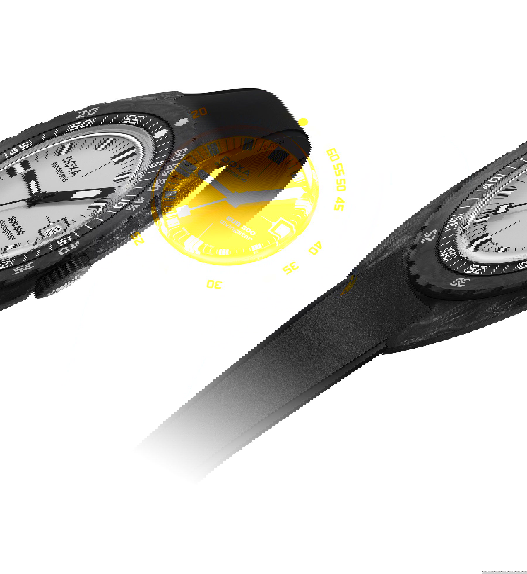 Doxa SUB 300 Carbon Divingstar - View 3