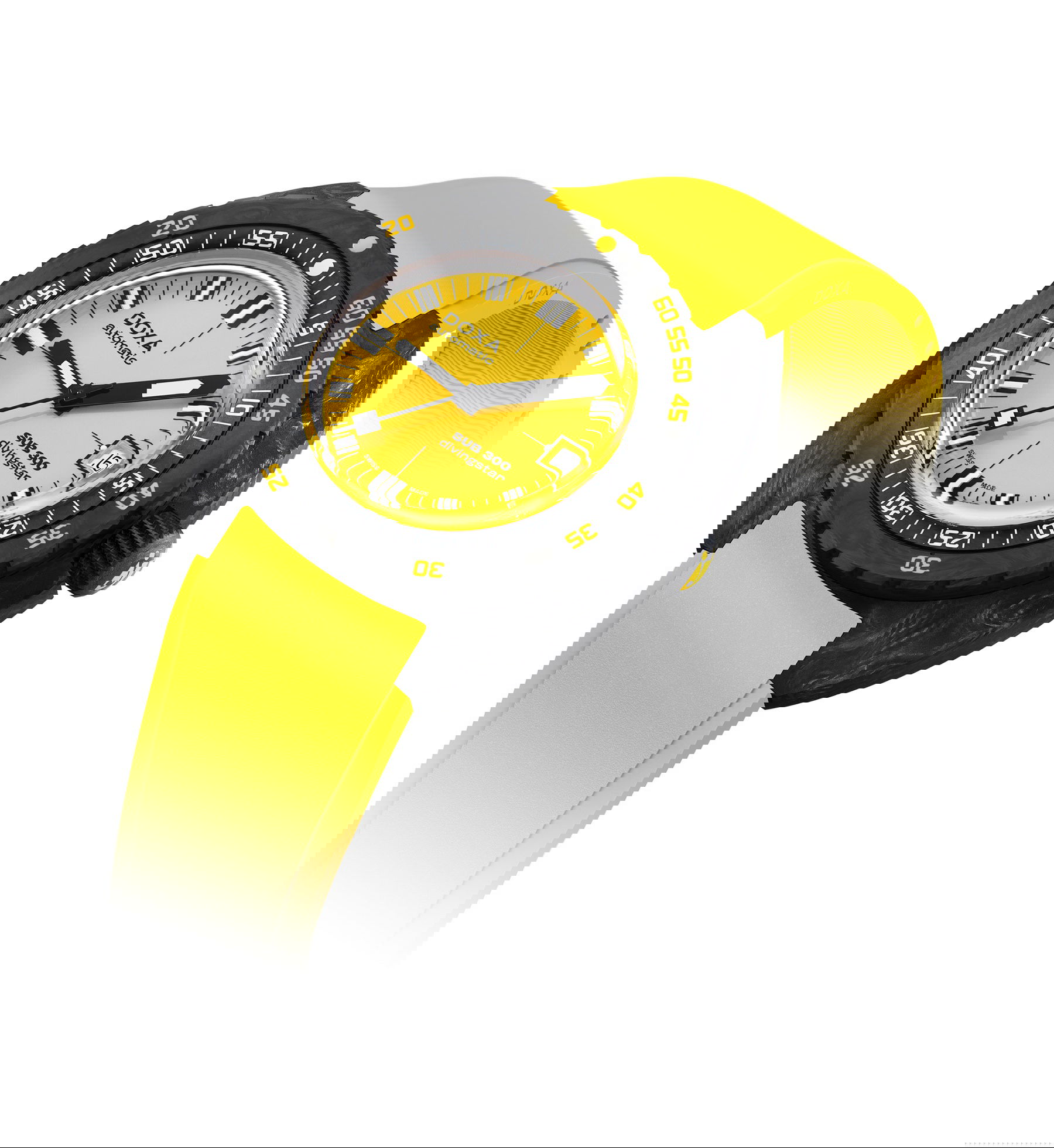 Doxa SUB 300 Carbon Divingstar - View 3